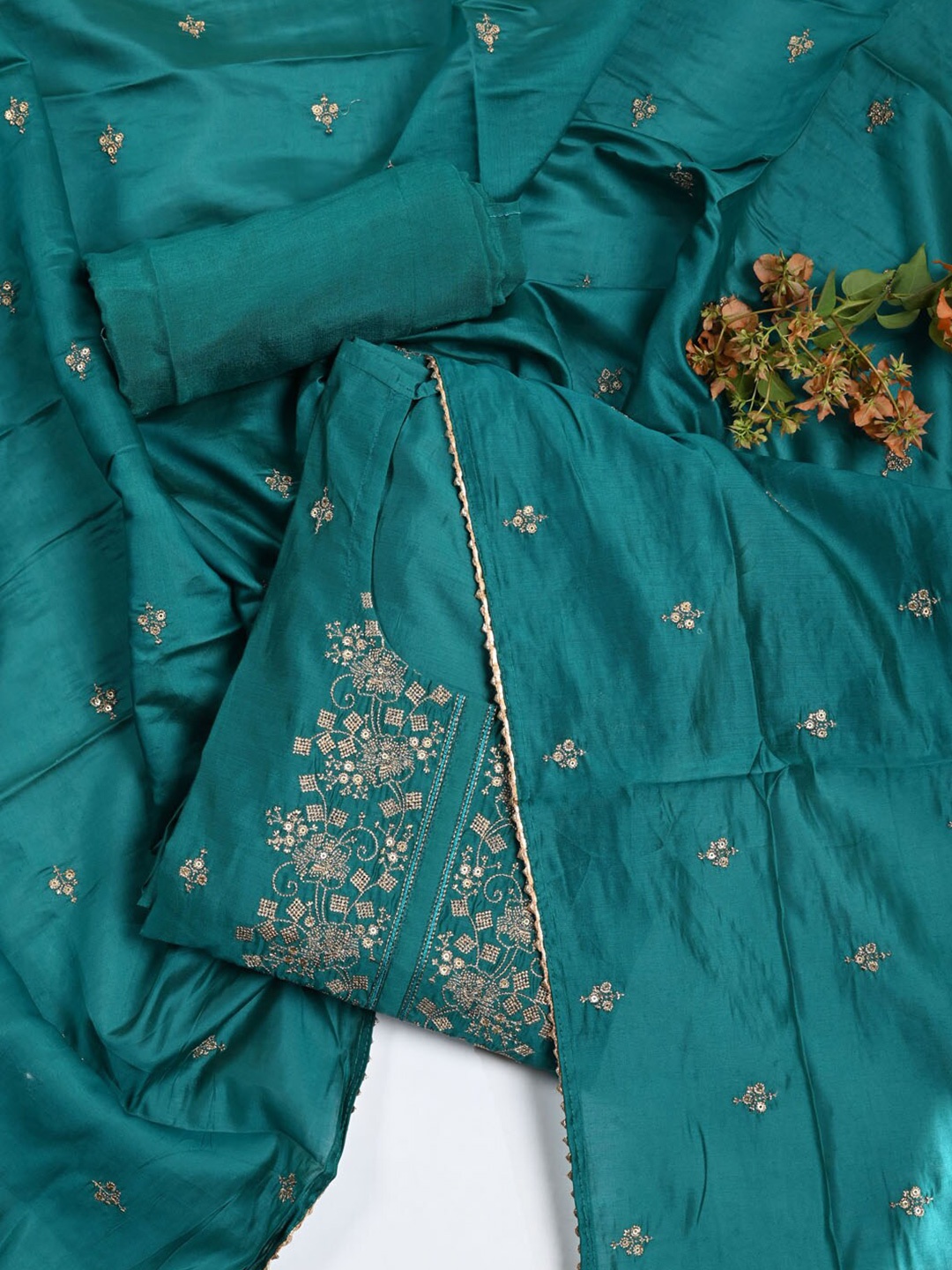 

Meena Bazaar Green & Gold-Toned Embroidered Pure Silk Unstitched Dress Material