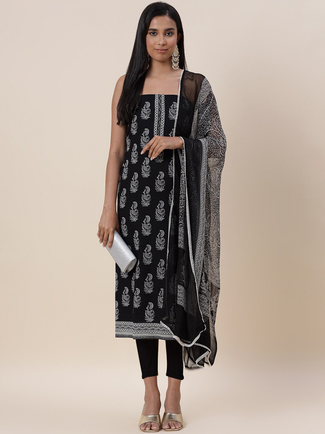 

Meena Bazaar Black & White Pure Cotton Unstitched Dress Material