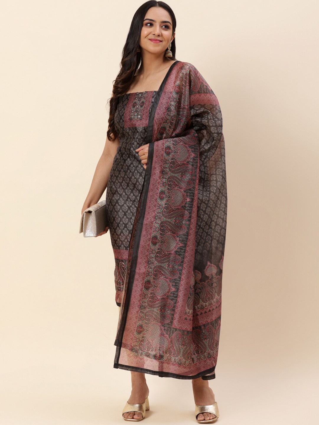 

Meena Bazaar Green & Black Printed Pure Silk Unstitched Dress Material