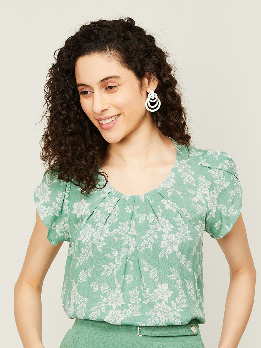 

Fame Forever by Lifestyle Green Floral Print Top