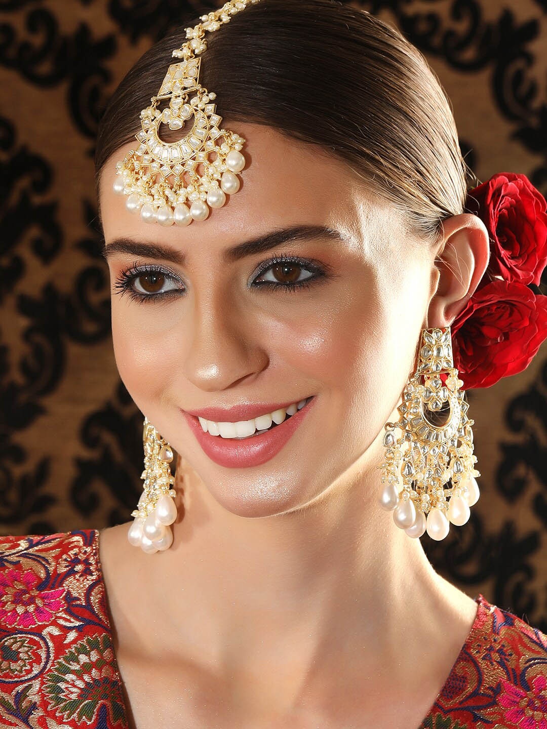 

Rubans Gold-Plated Kundan-Studded Beaded Maangtikka & Earring Set, White
