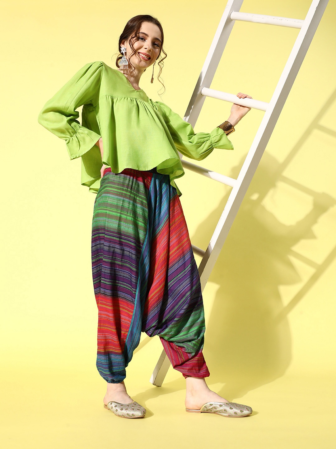 

InWeave Pure Cotton Top with Harem Pants Co-ords, Green
