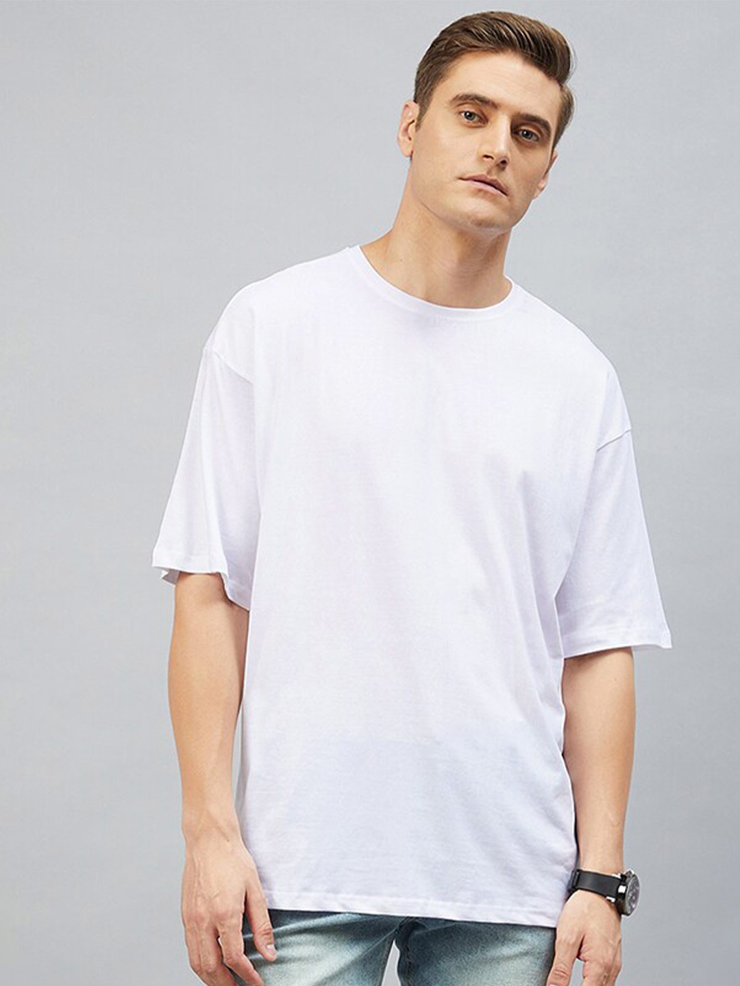 

CHIMPAAANZEE Men White V-Neck Oversized T-shirt