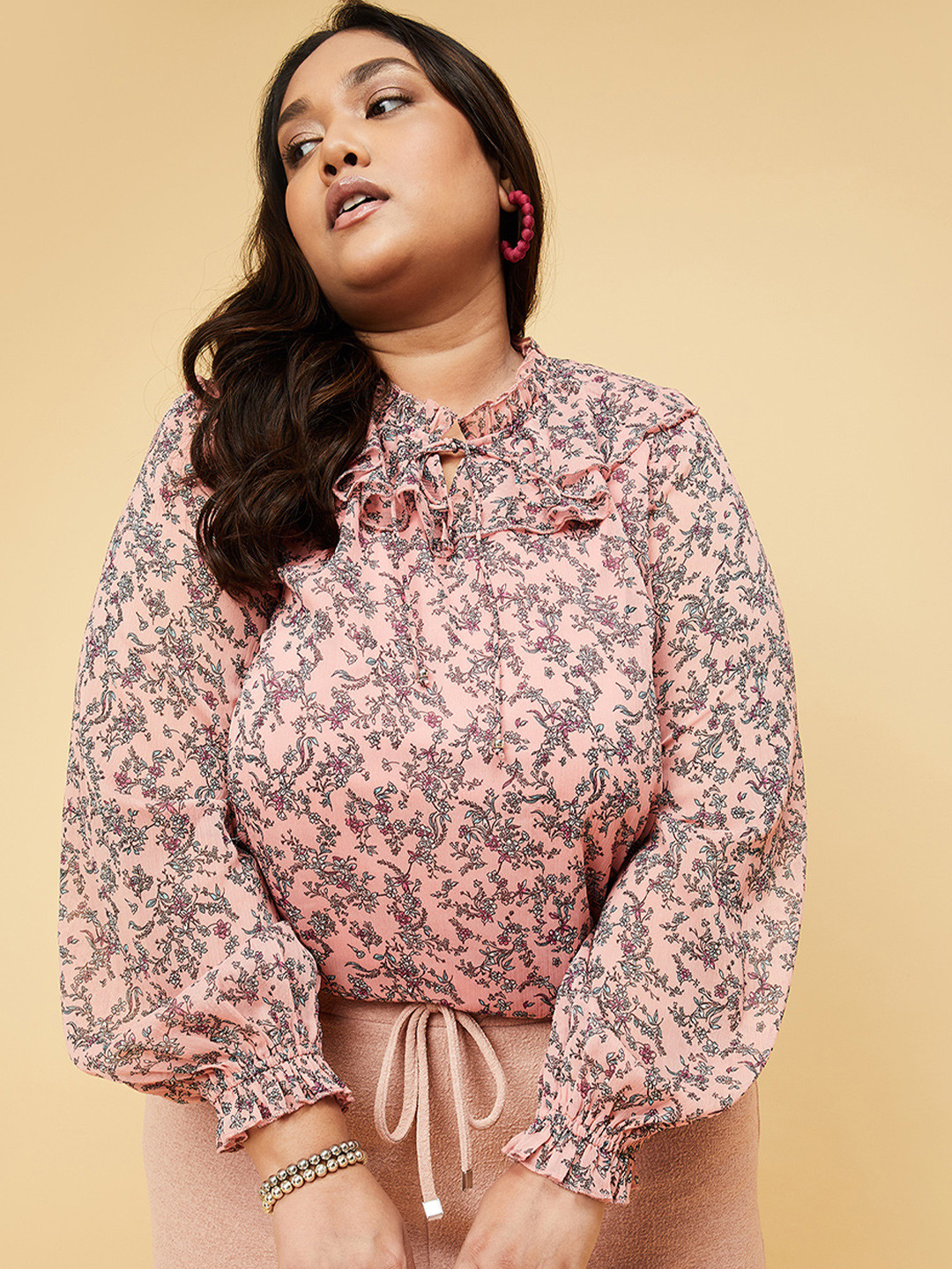 

max Plus Size Floral Printed Tie-Up Neck Blouson Top, Peach