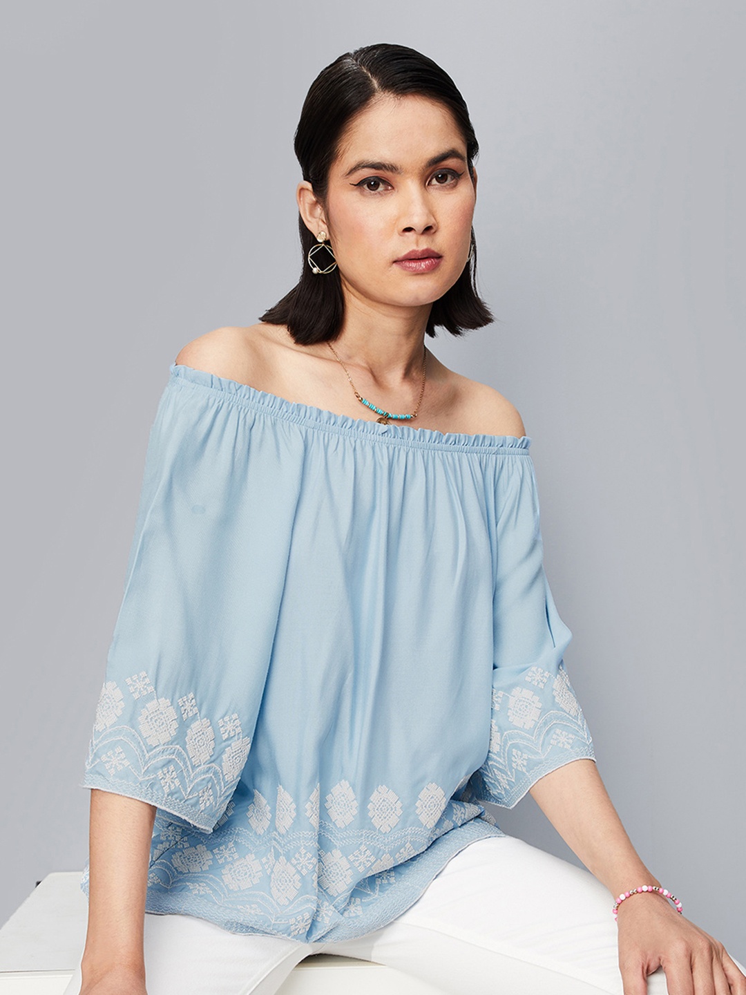 

max Floral Embroidered Extended Sleeves Top, Blue