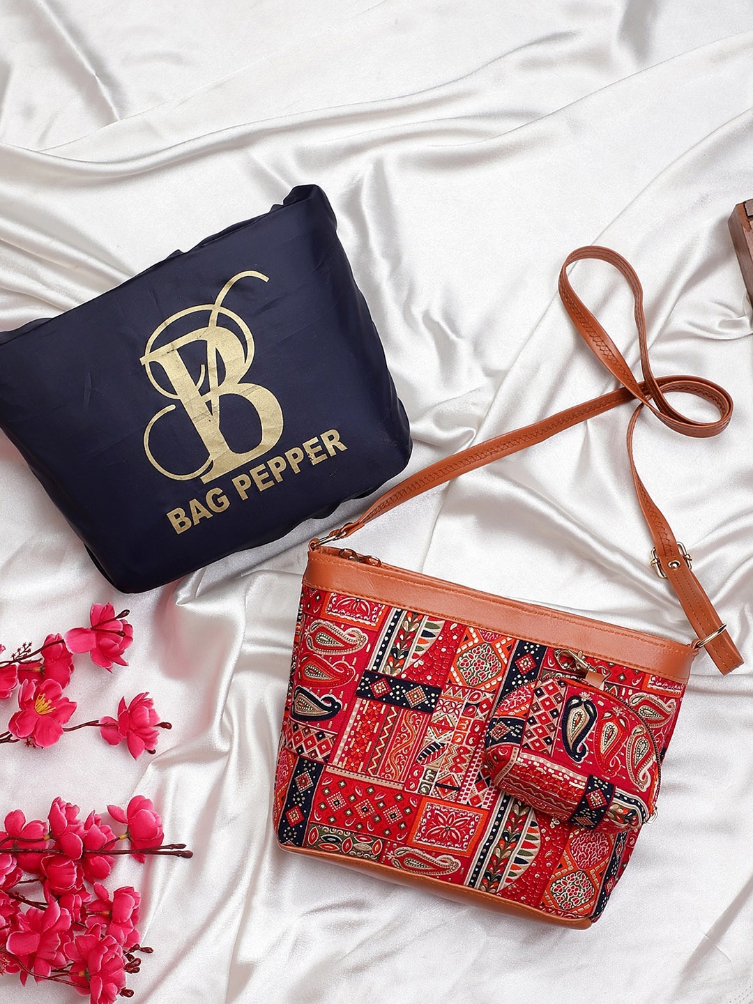 

Bag Pepper Red Oversized Bucket Shoulder Bag