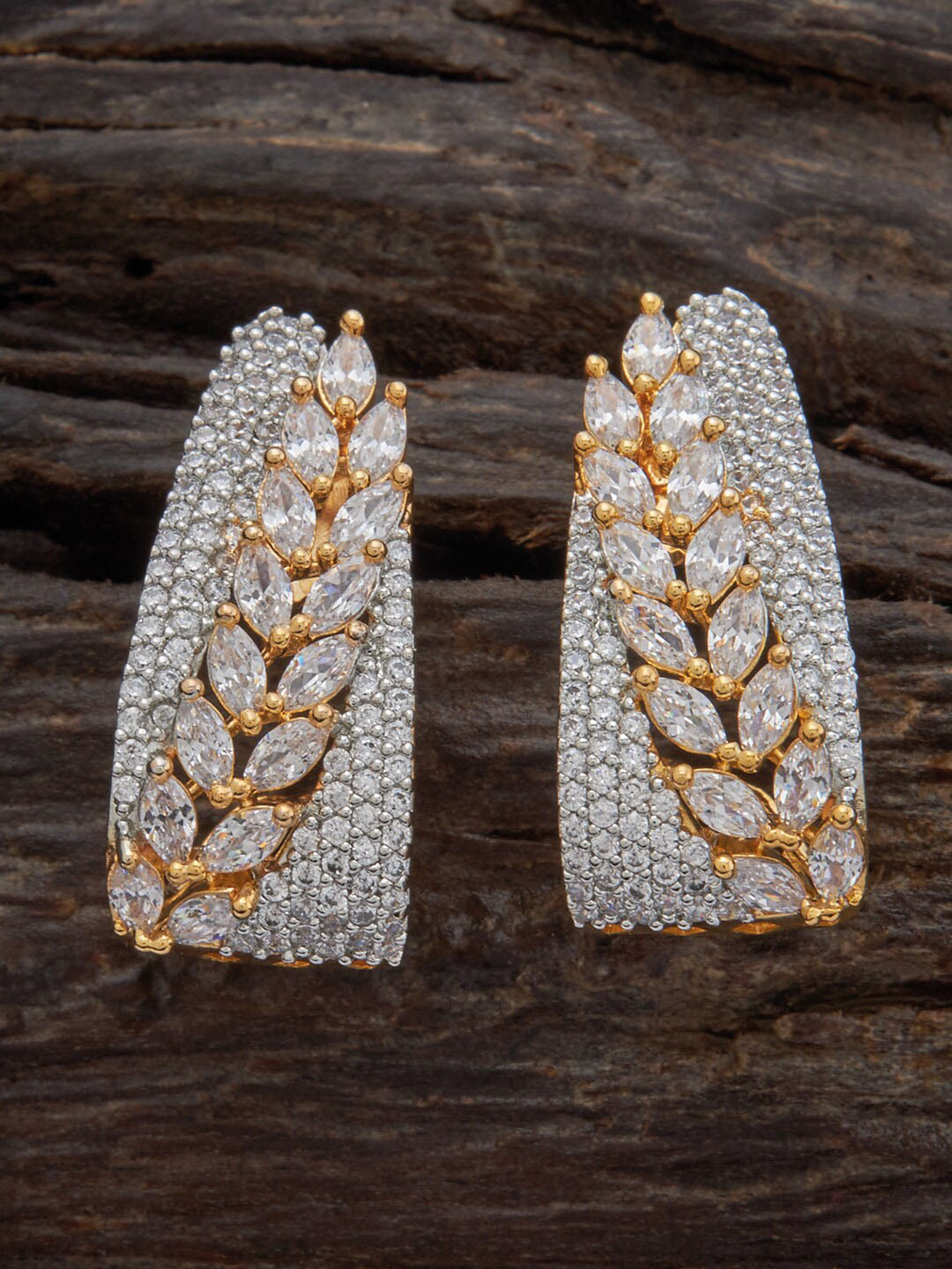 

Kushal's Fashion Jewellery Gold-Plated Contemporary Studs Earrings, White