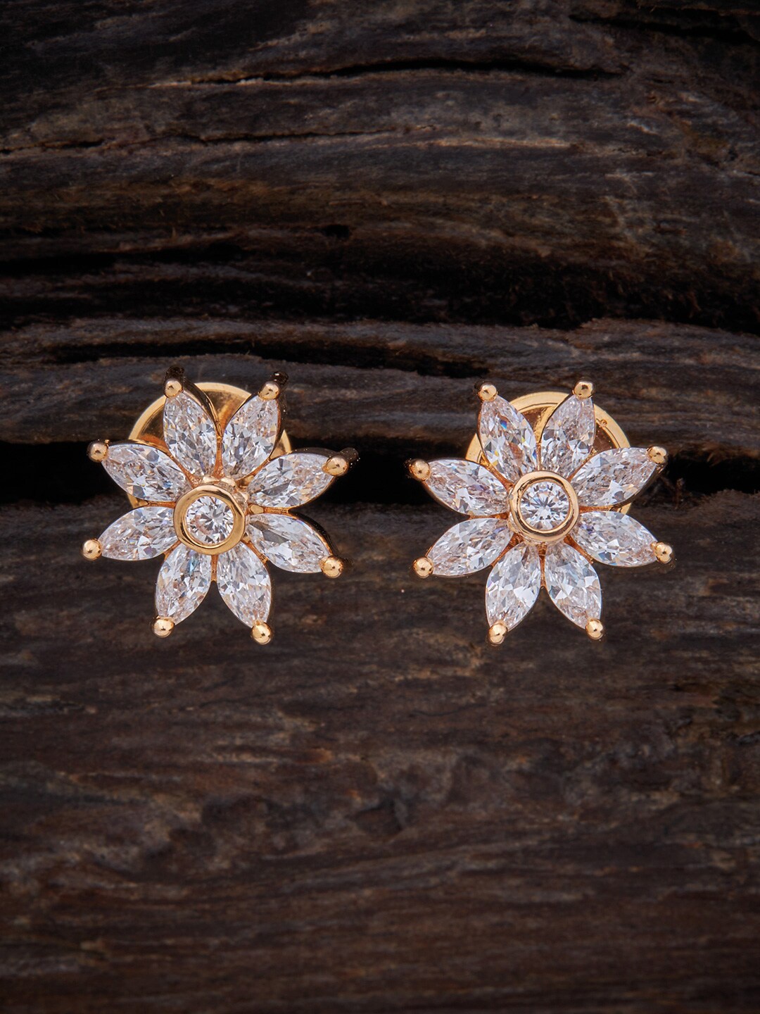 

Kushal's Fashion Jewellery Gold Plated Floral Shaped Studs Earrings, White