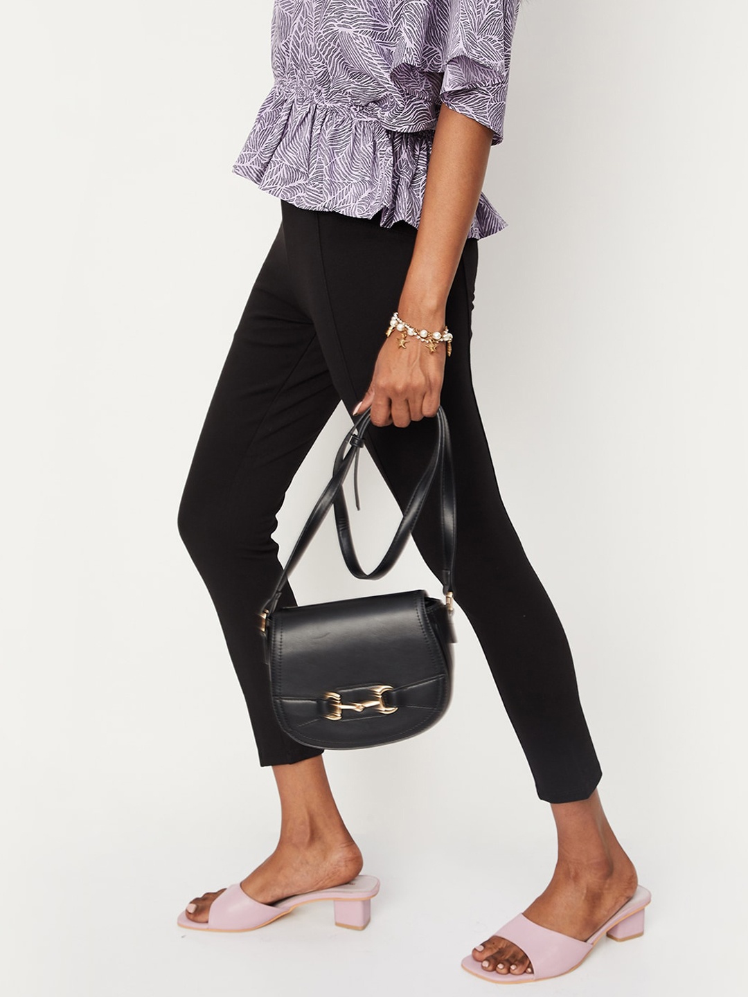 

max Women Mid-Rise Cropped Trousers, Black