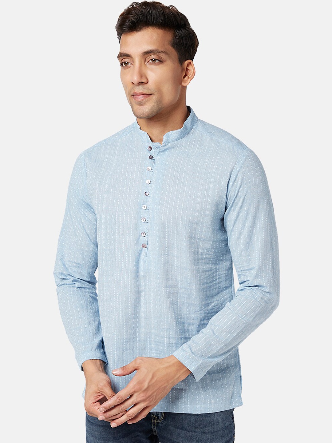 

indus route by Pantaloons Striped Mandarin Collar Pure Cotton Kurta, Blue