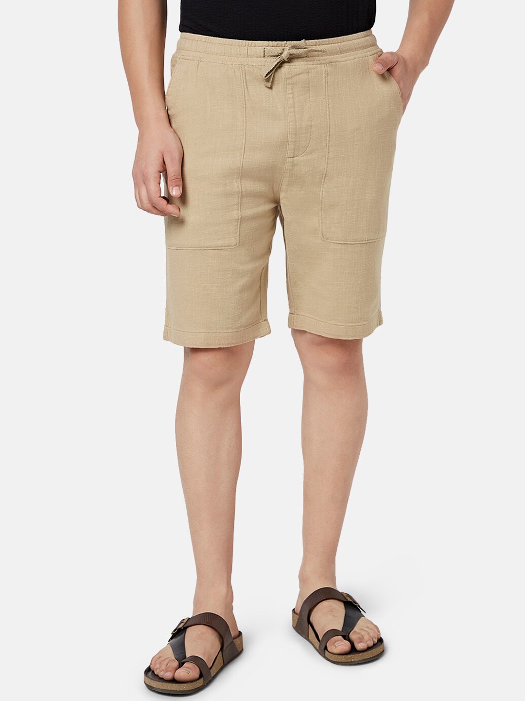 

7 Alt by Pantaloons Men Mid-Rise Slim Fit Cotton Shorts, Khaki