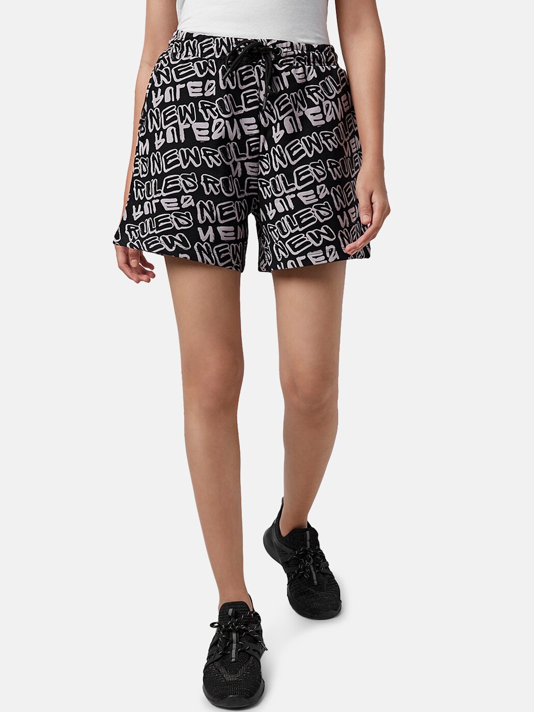 

Ajile by Pantaloons Women Mid-Rise Printed Shorts, Black