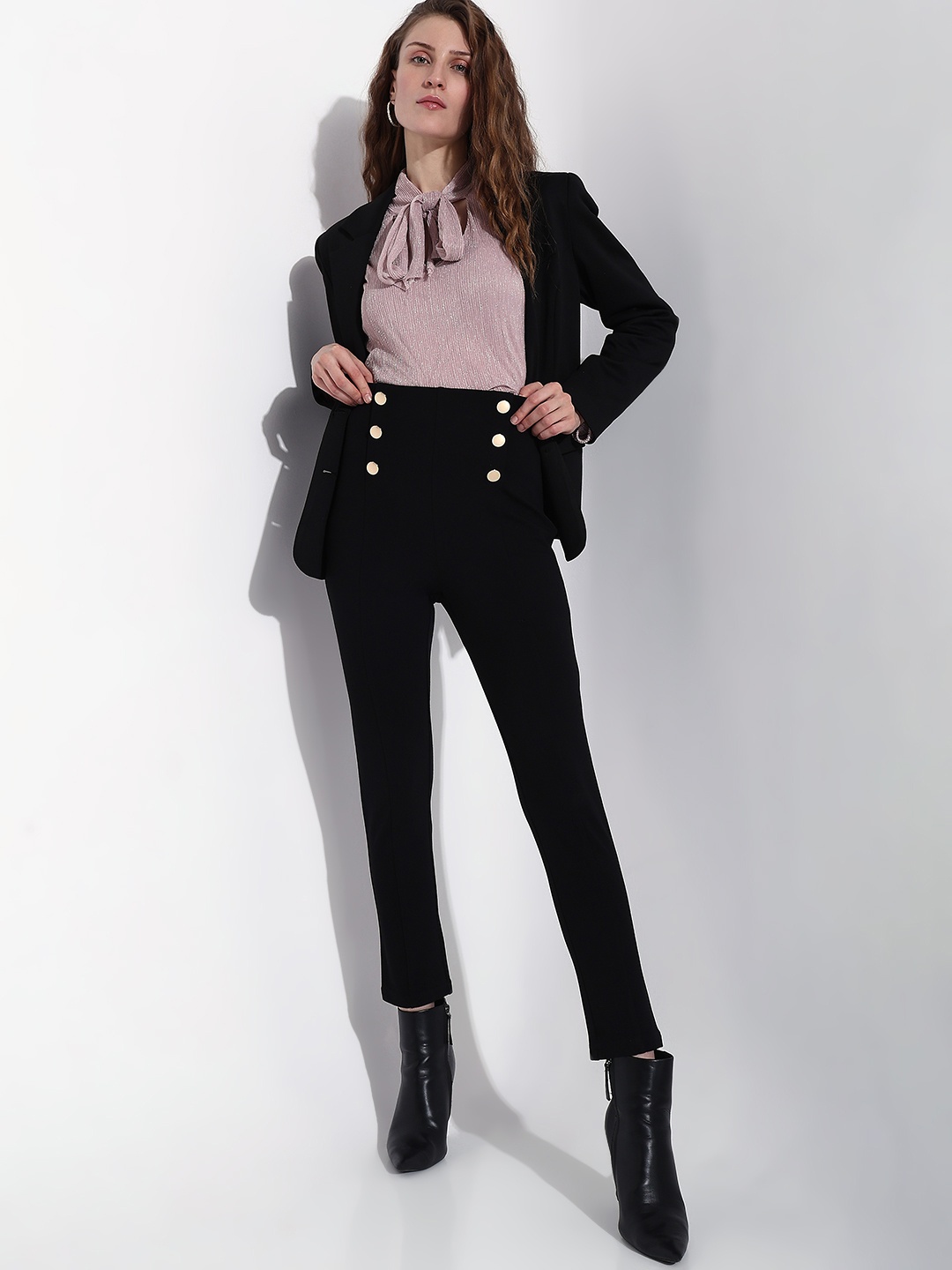 

Vero Moda Women Slip-On High-Rise Regular Fit Trousers, Black