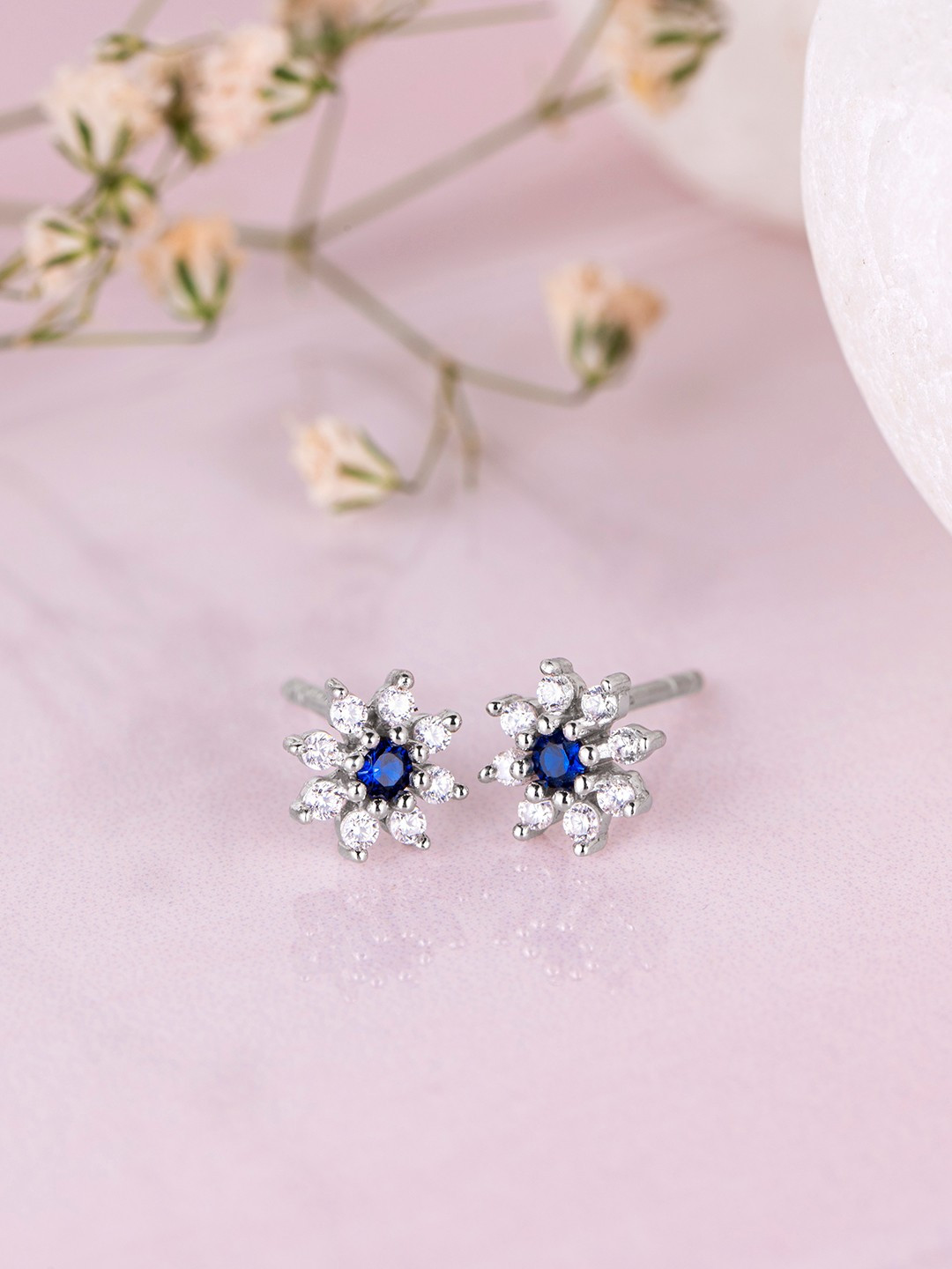 

Zavya 925 Sterling Silver Rhodium-Plated Circular Studs Earrings
