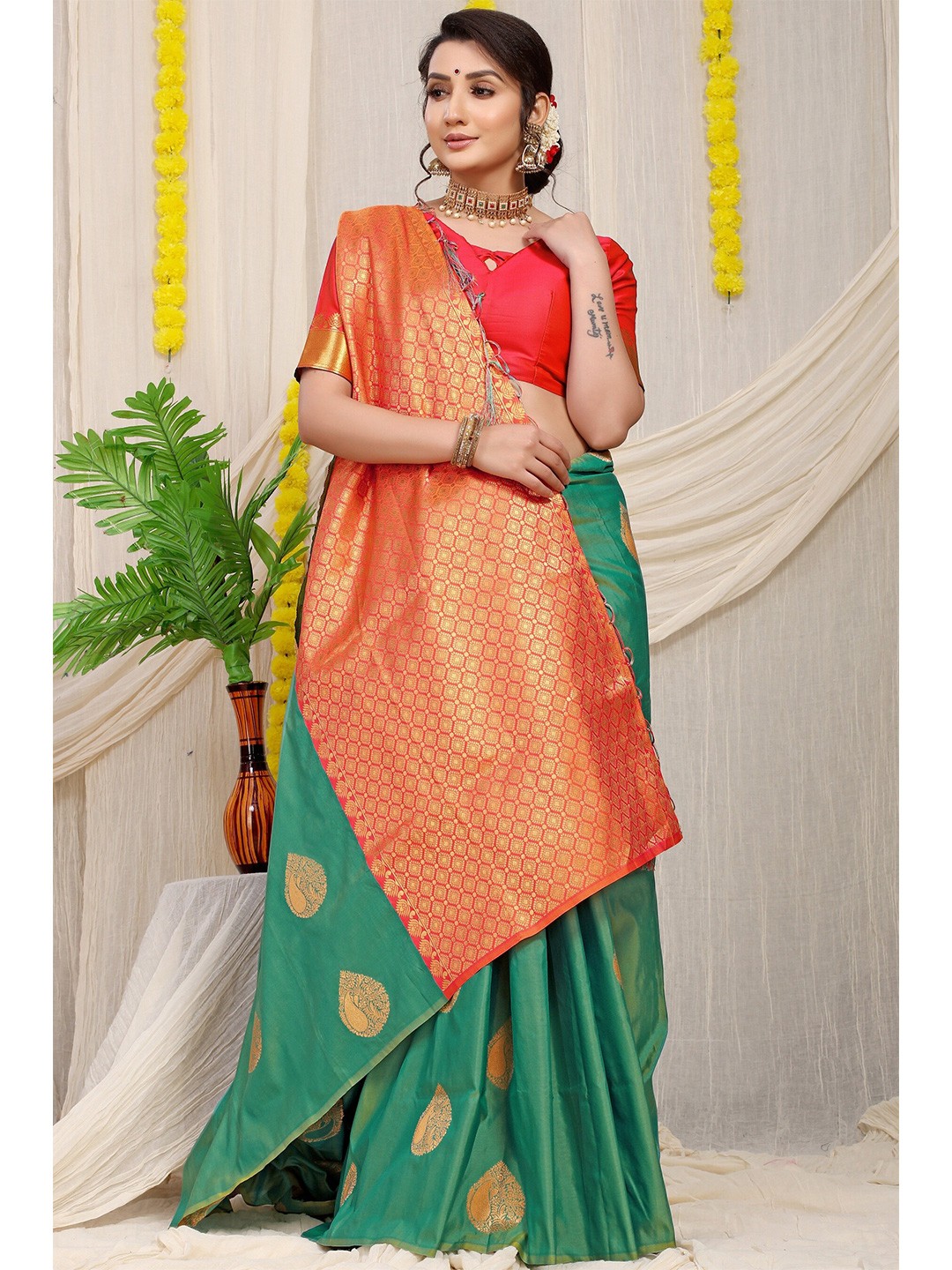 

Anaita Green & Red Woven Design Zari Pure Silk Banarasi Saree