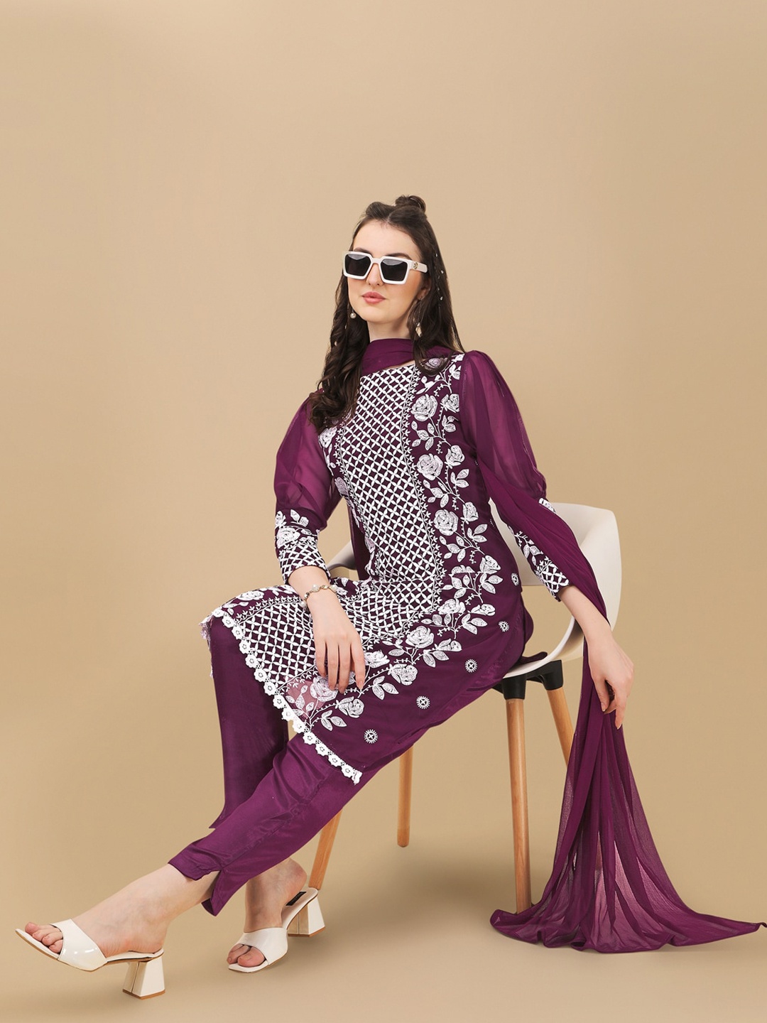 

HERE&NOW Floral Lucknowi Chikankari Embroidered Kurta with Trousers & Dupatta, Purple