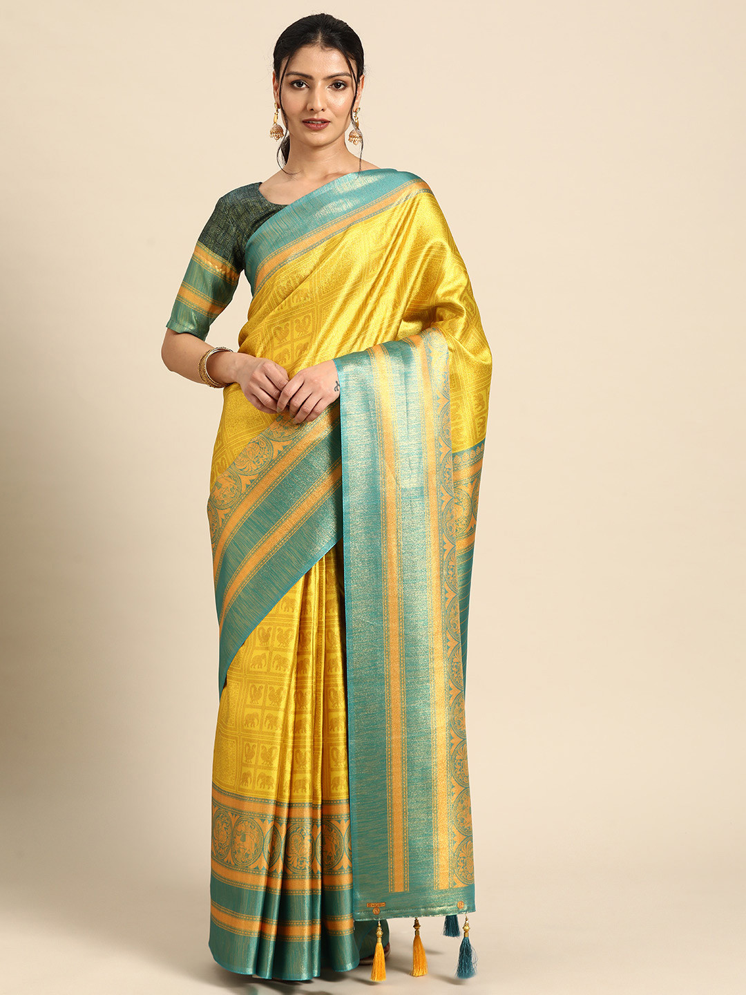 

CliqSilk Ethnic Motifs Banarasi Saree, Yellow