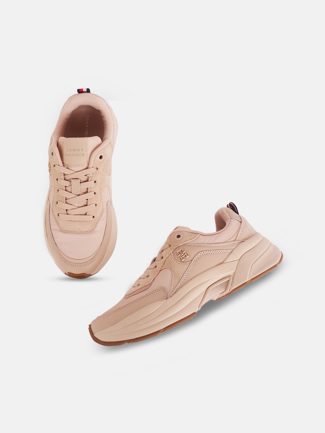 

Tommy Hilfiger Women Padded Insole Pure Leather Basics Sneakers, Peach