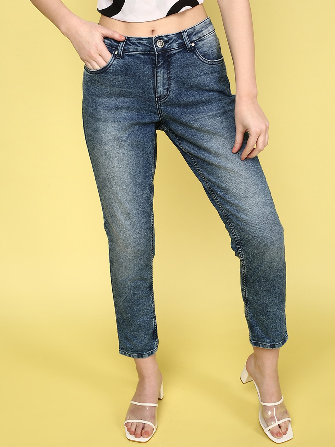 

JUNEBERRY Women Original Slim Fit Low-Rise Heavy Fade Stretchable Jeans, Blue