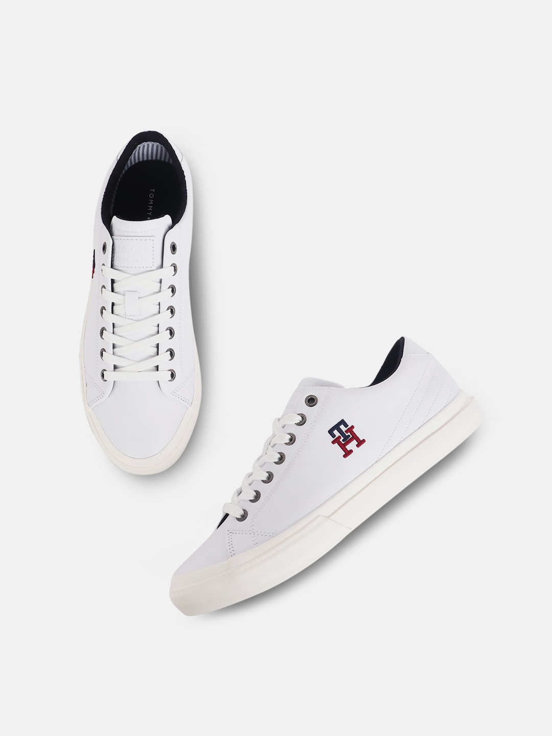 

Tommy Hilfiger Men Padded Insole Pure Leather Sneakers, White