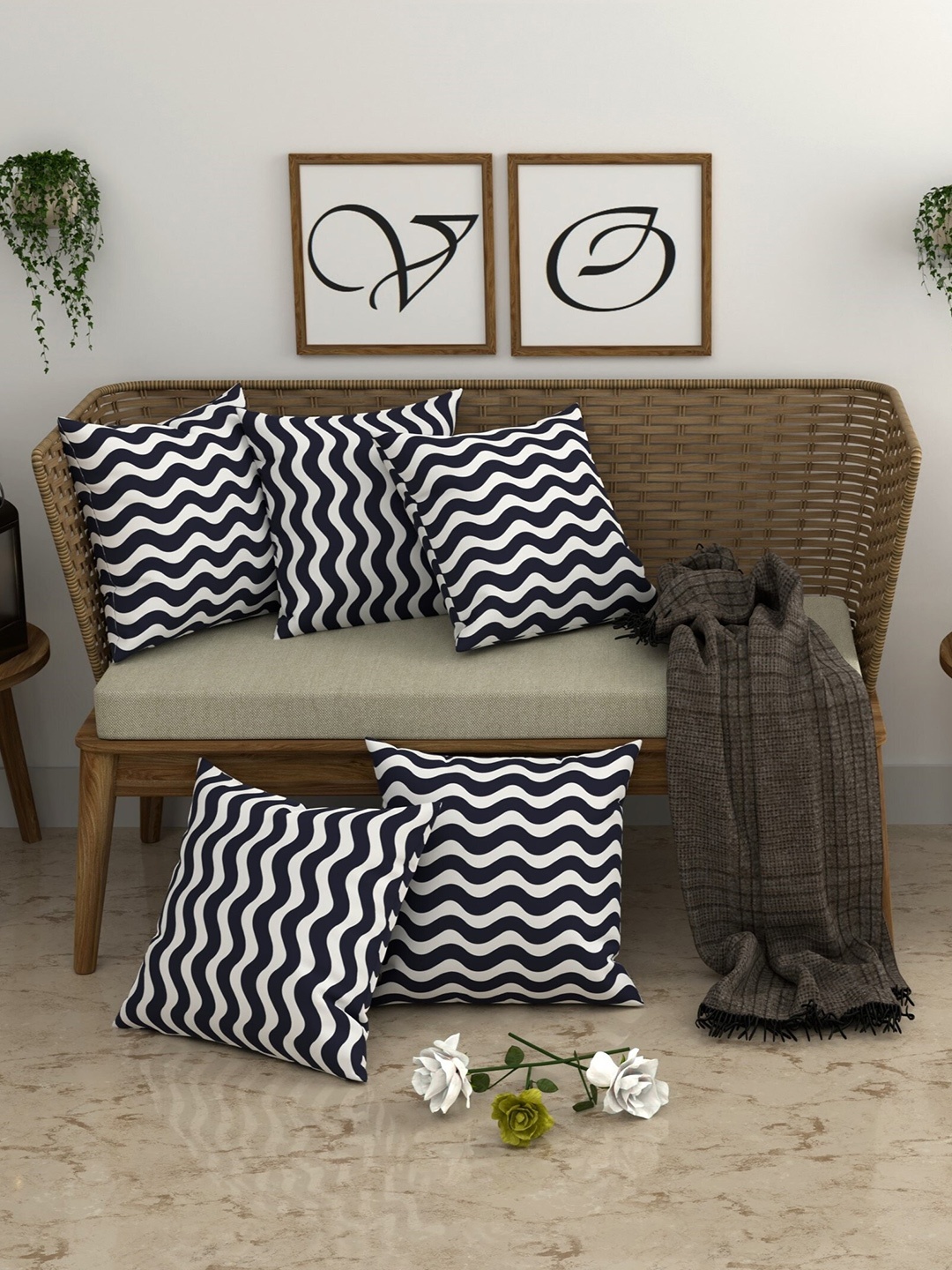 

CHHAVI INDIA Black & White 5 Pcs Geometric Square Cushion Covers