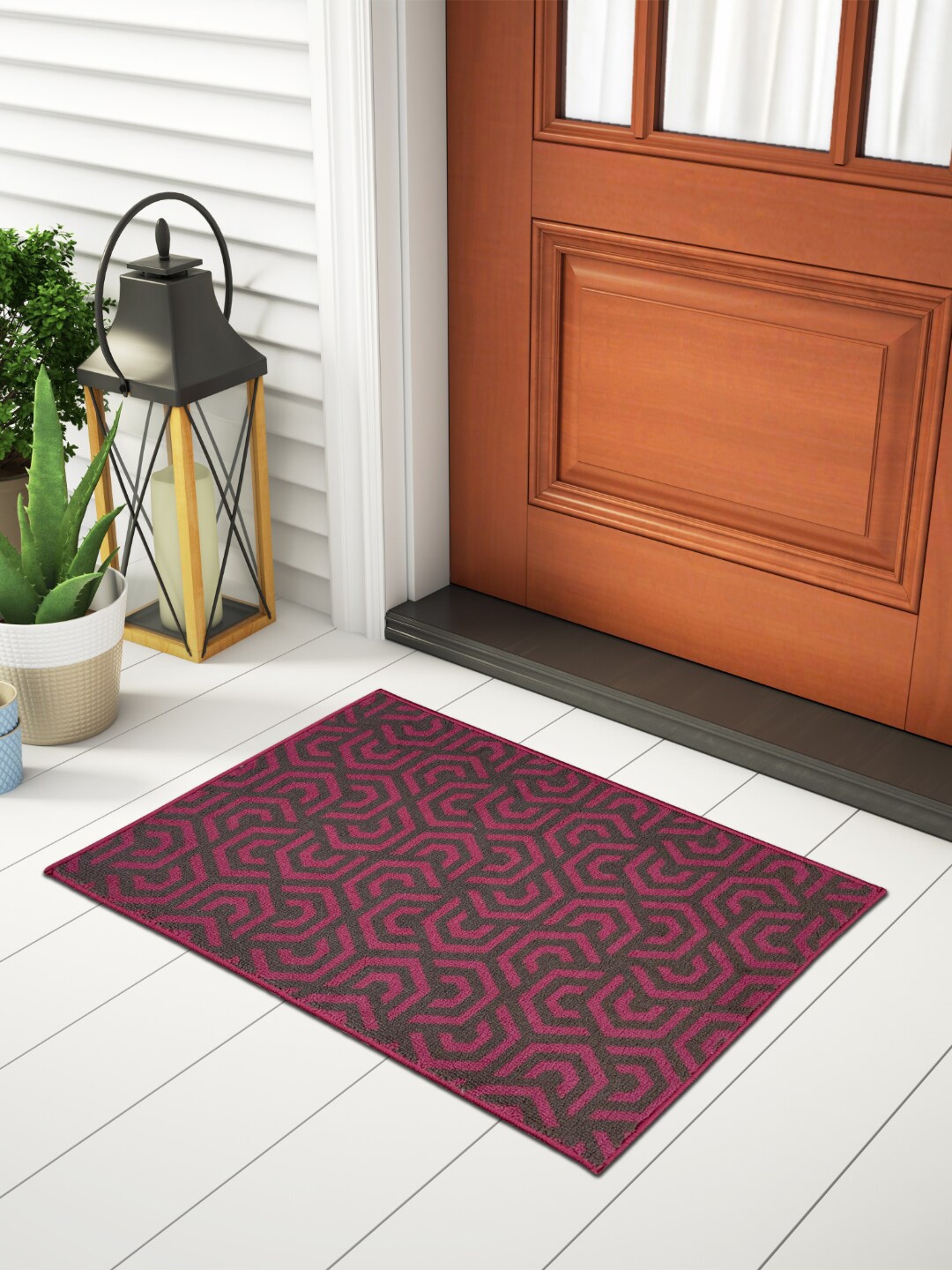 

Welspun Red & Brown Self-Design No Shredding 1306 GSM Large Foot Mat