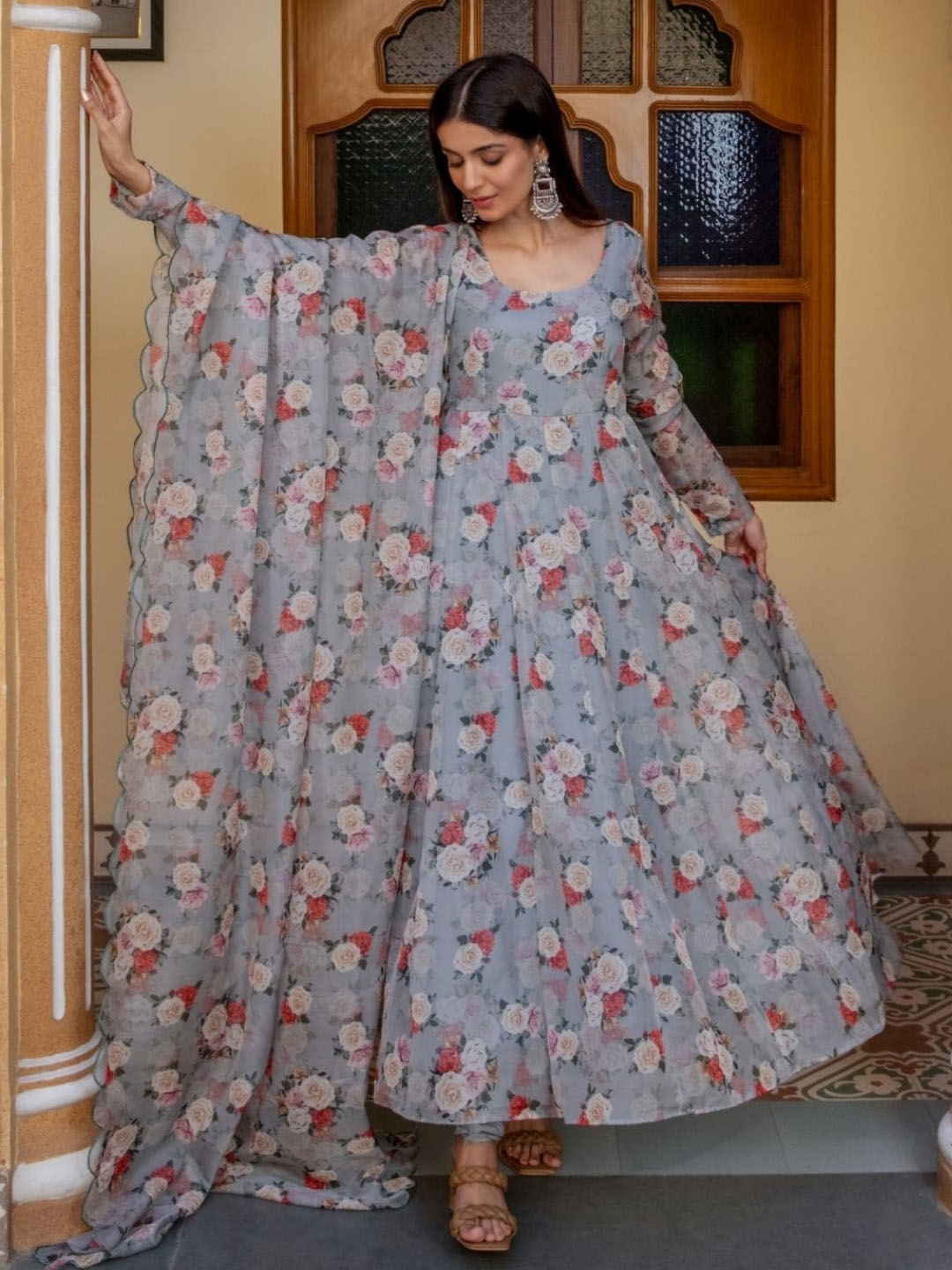 

HOUSE OF JAMOTI Women Grey Floral Printed Kurta with Churidar & With Dupatta