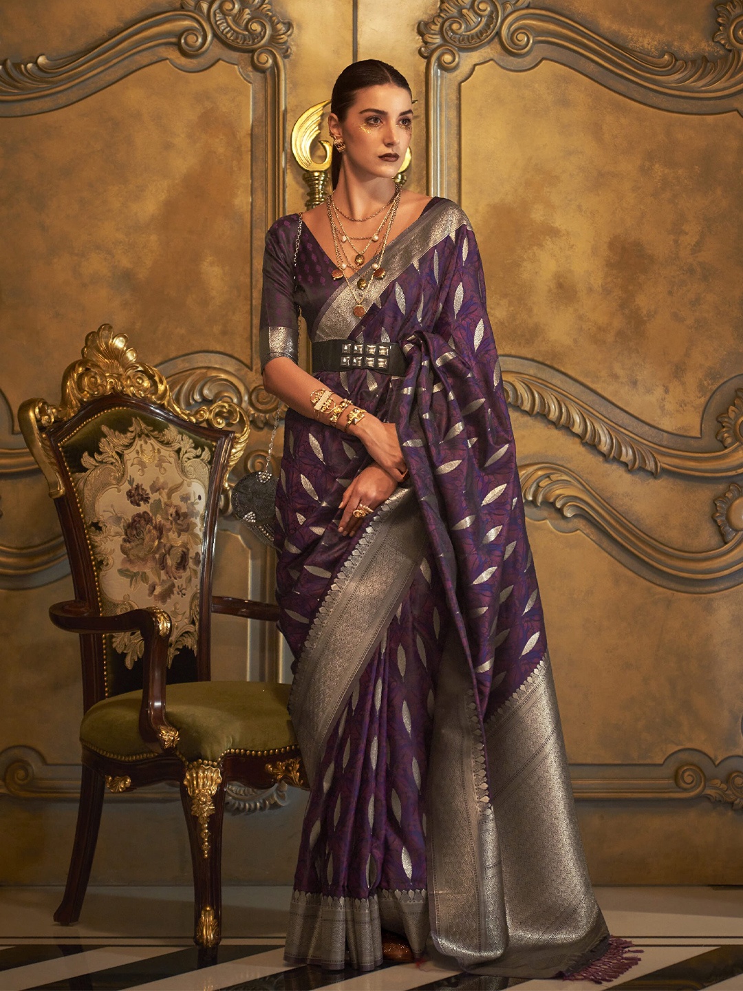 

elora Ethnic Motifs Woven Design Zari Banarasi Saree, Purple