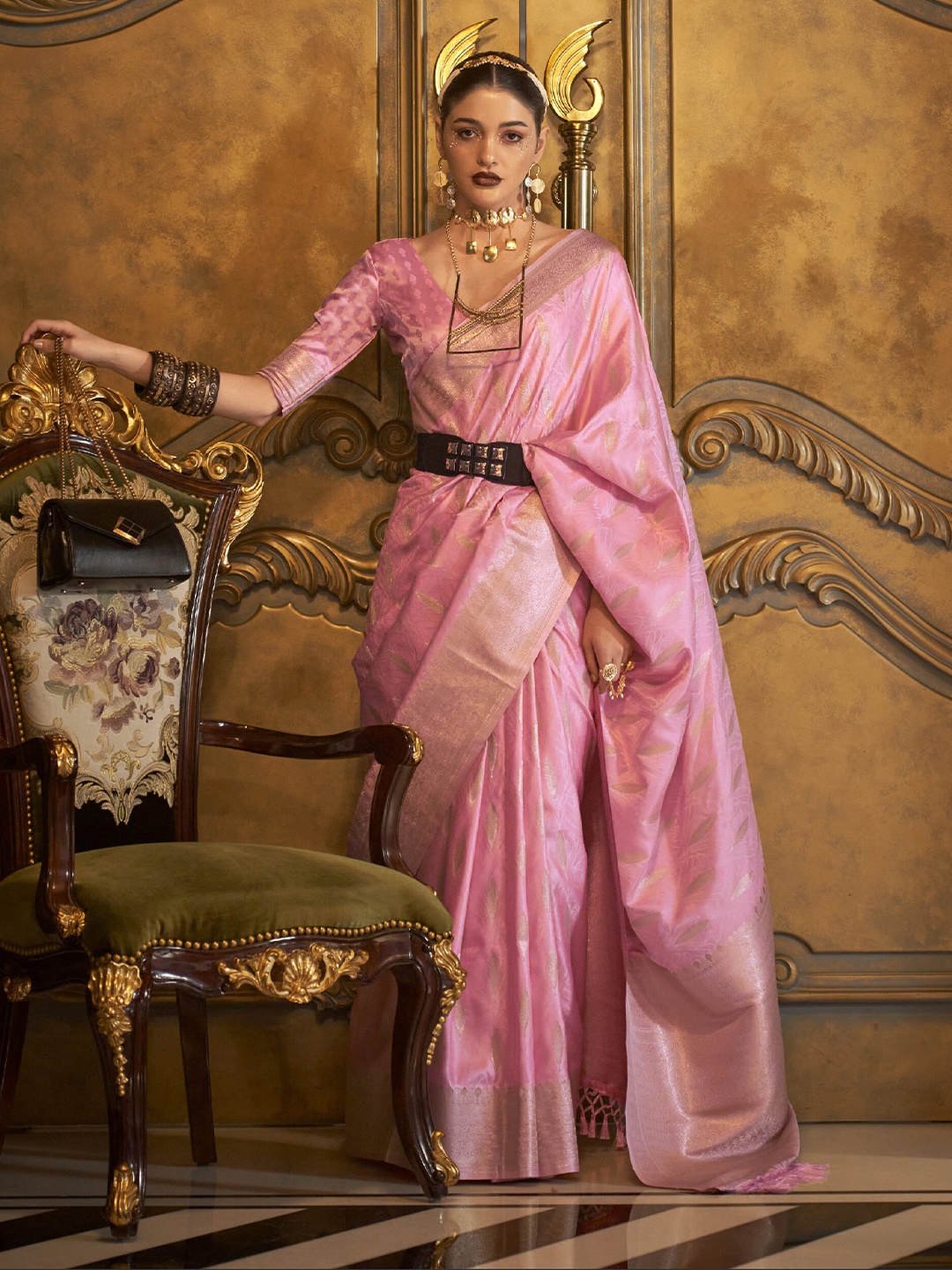 

elora Ethnic Motif Woven Design Zari Banarasi Saree, Pink