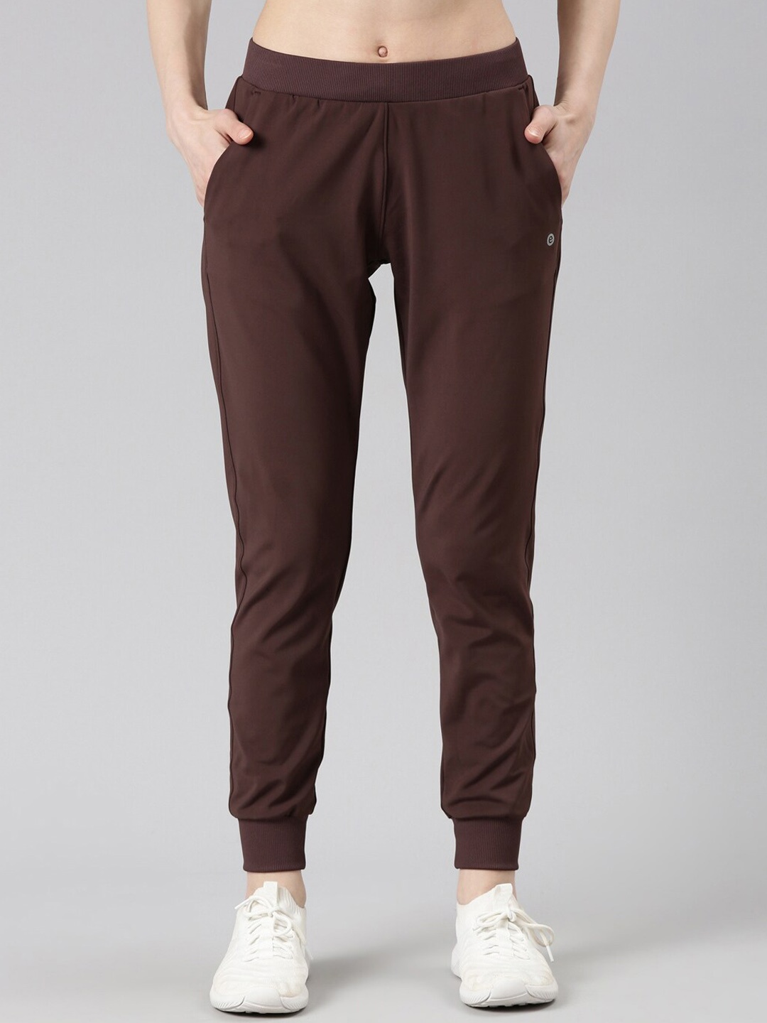 

Enamor Women Antimicrobial Mid-Rise Smart Active Relaxed-Fit Joggers, Brown