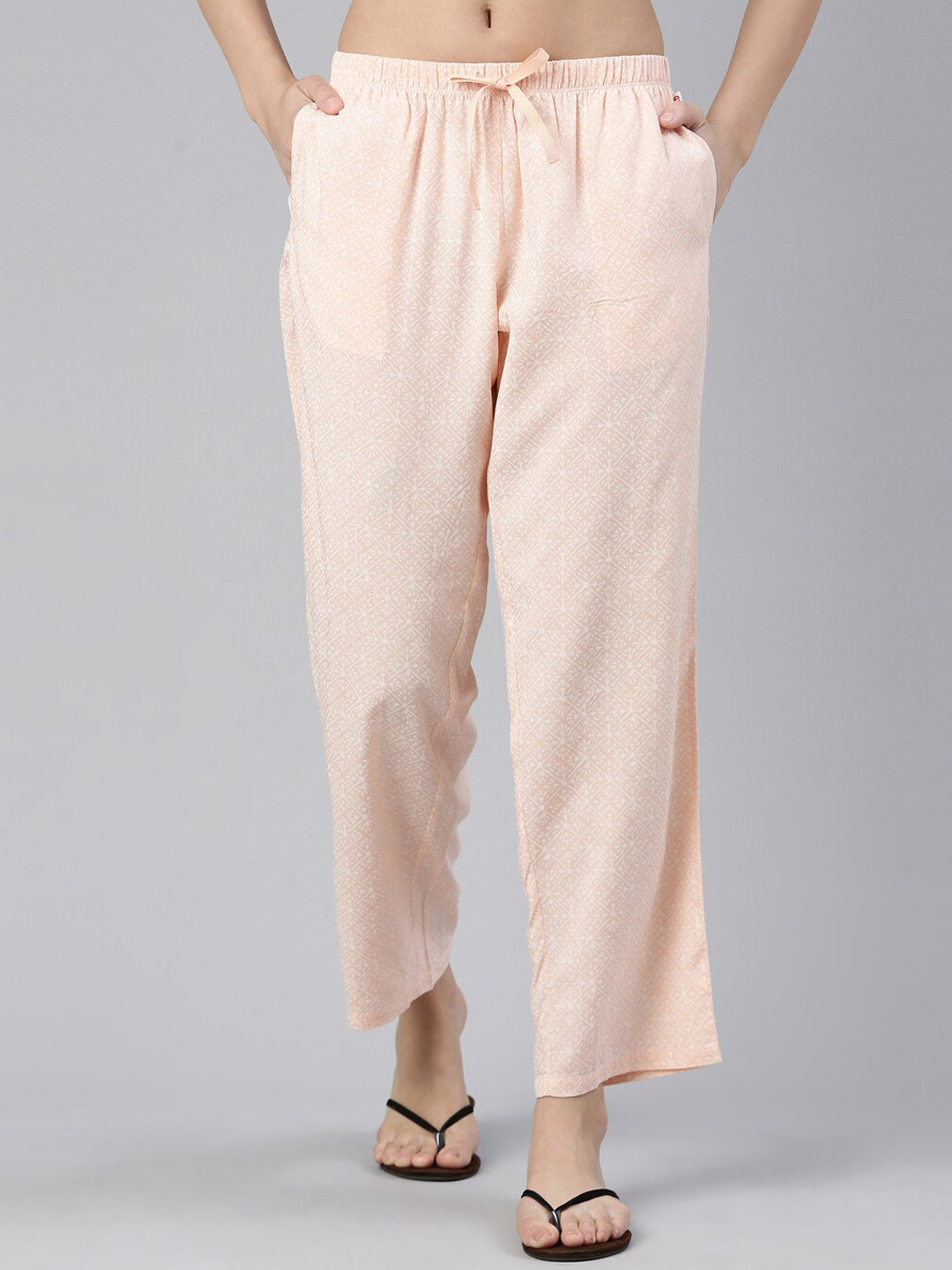 

Enamor Women Printed Mid-Rise Lounge Pants, Pink