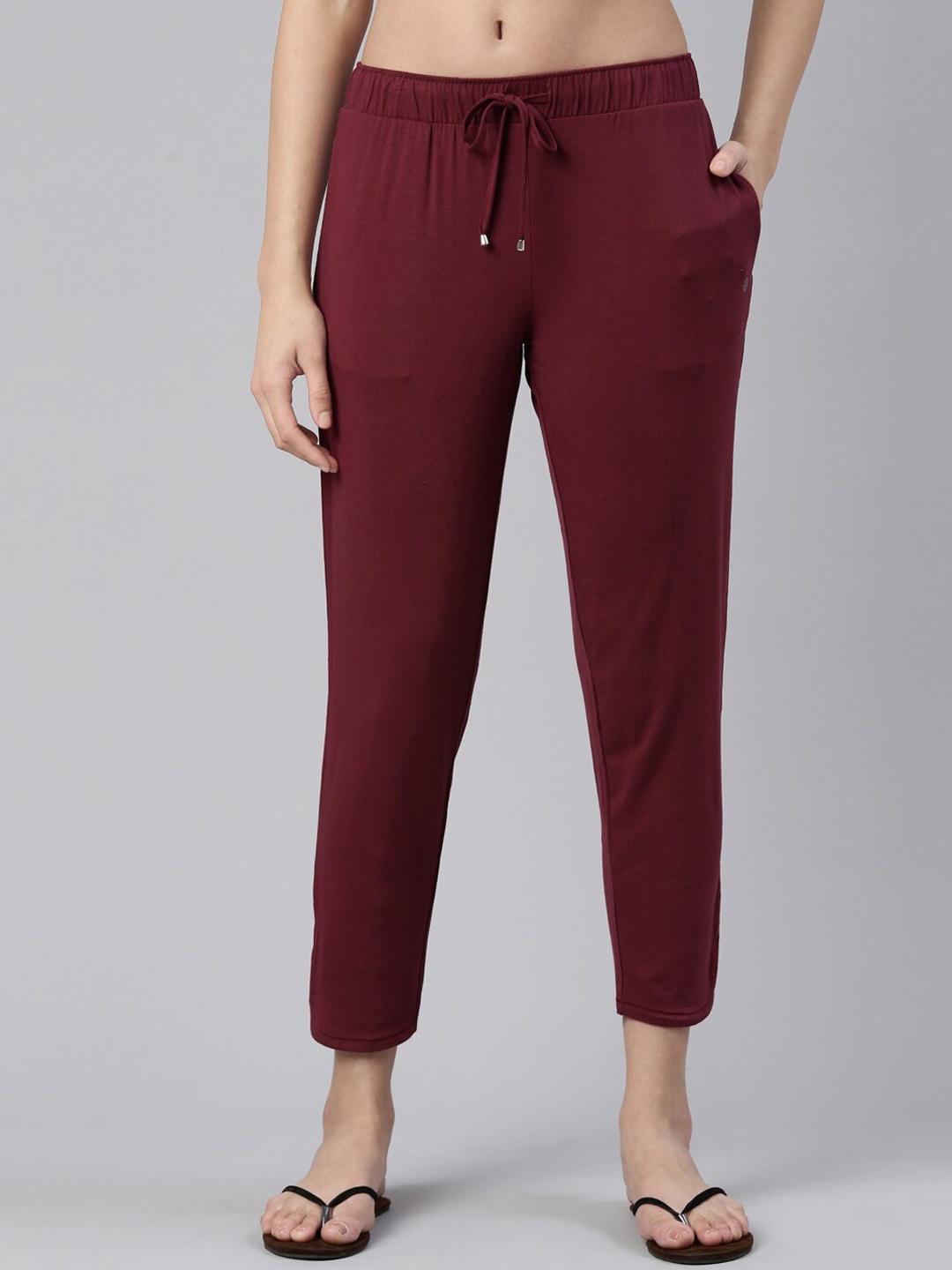 

Enamor Women Mid-Rise Tapered Lounge Pants, Maroon