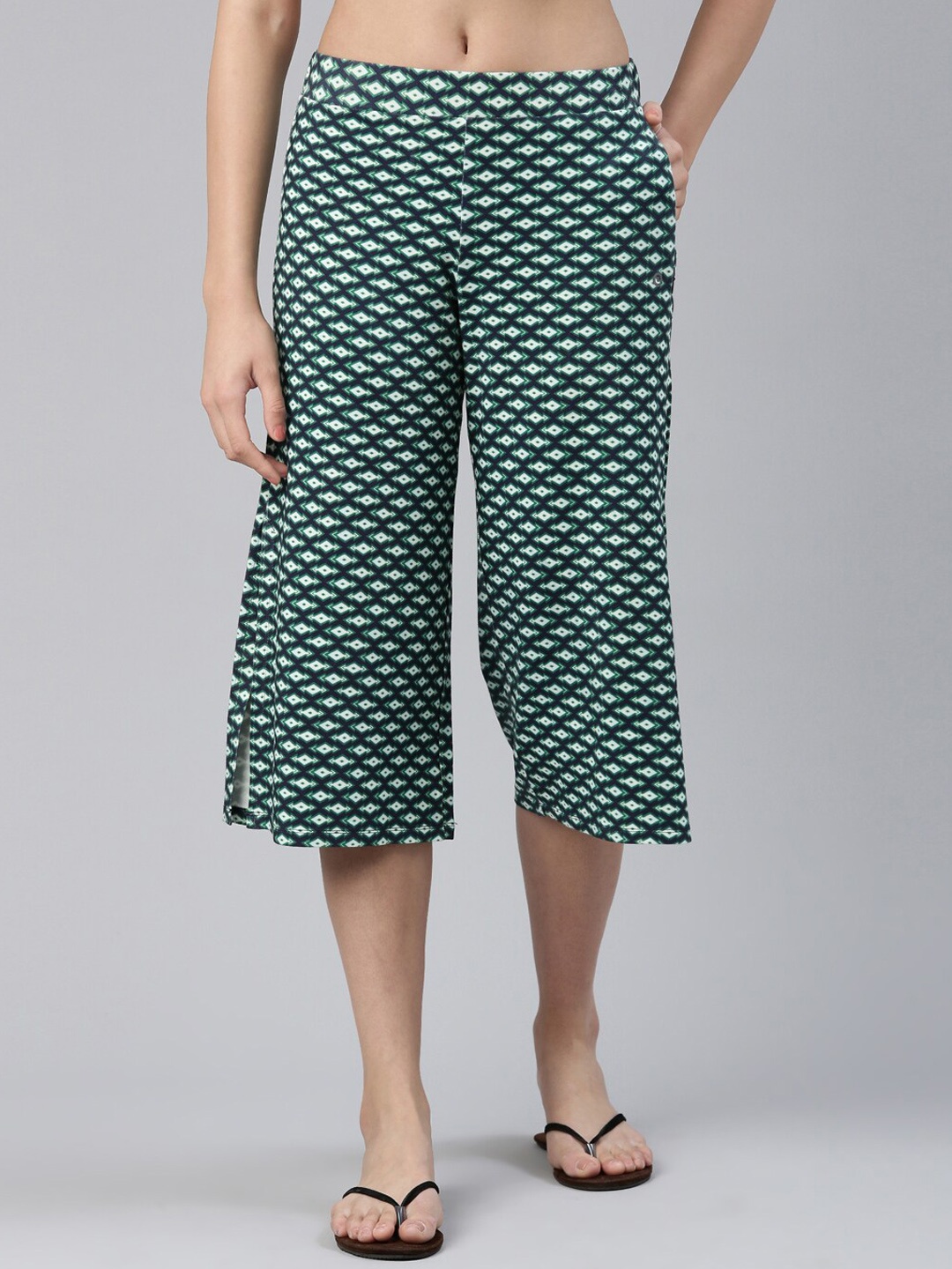 

Enamor Women Printed Three-Fourth Culottes Lounge Pants, Green