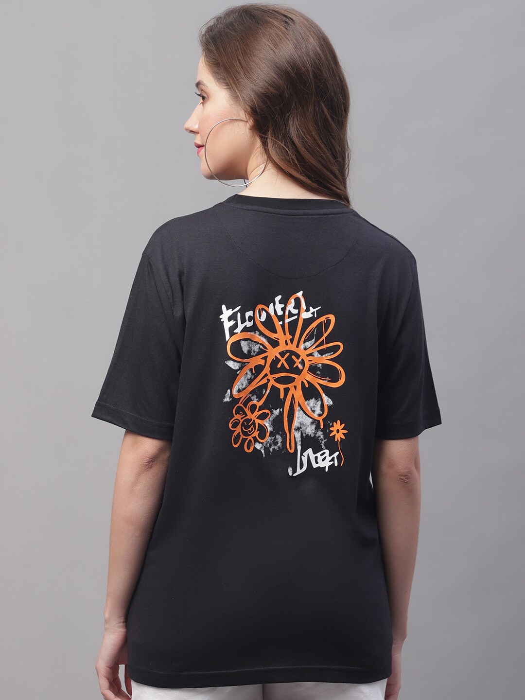 

Obaan Floral Printed Cotton T-shirt, Black