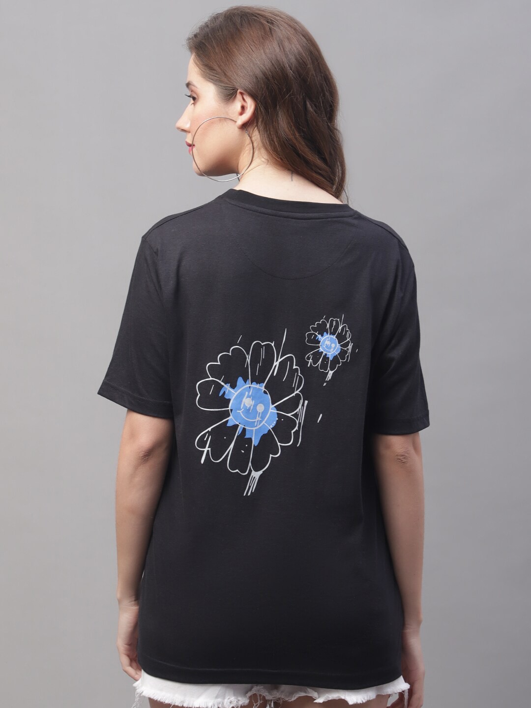 

Obaan Floral Printed Drop-Shoulder Sleeves Cotton Relaxed Fit T-shirt, Black
