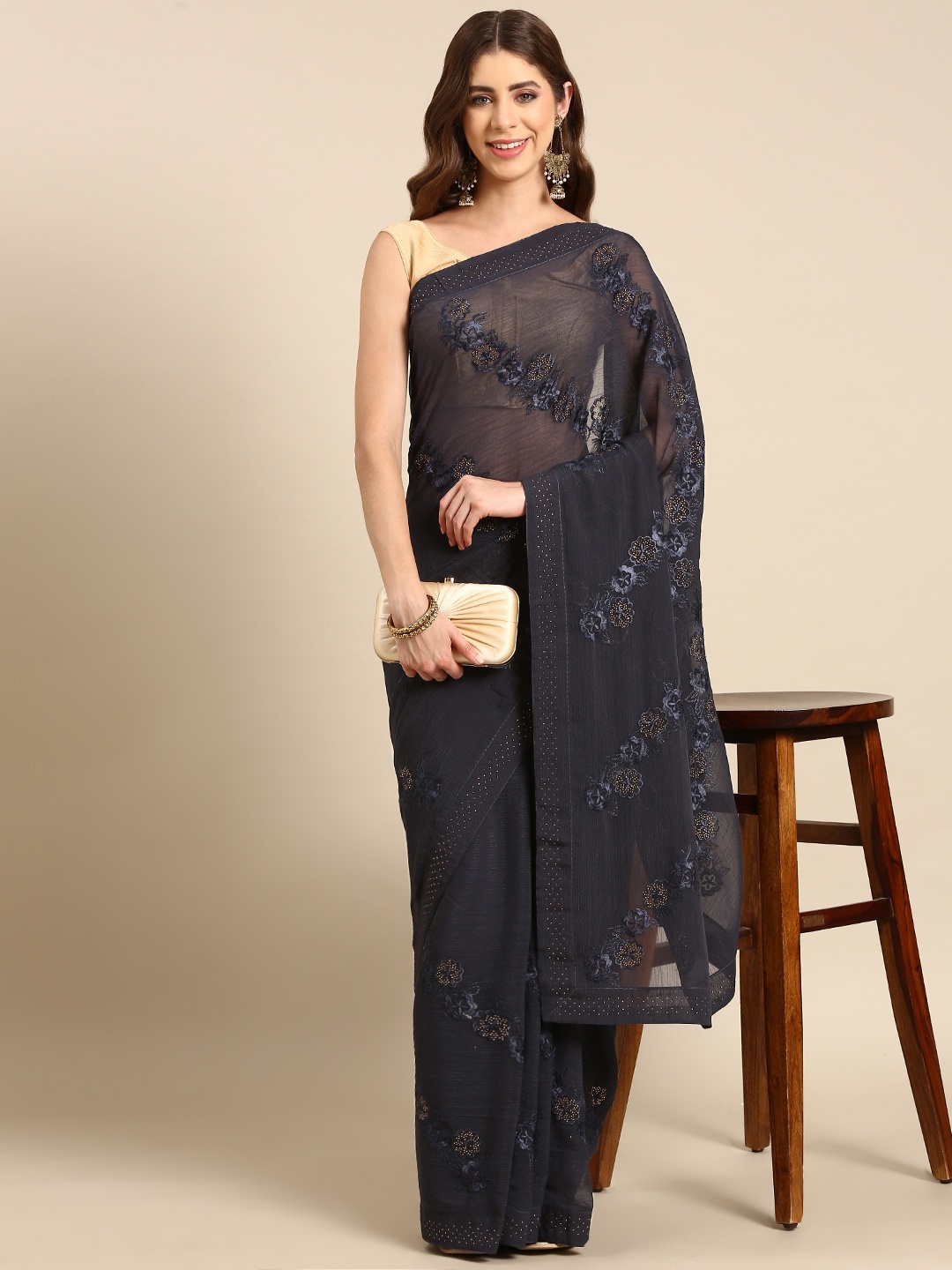 

HERE&NOW Floral Sequinned Poly Georgette Saree, Grey