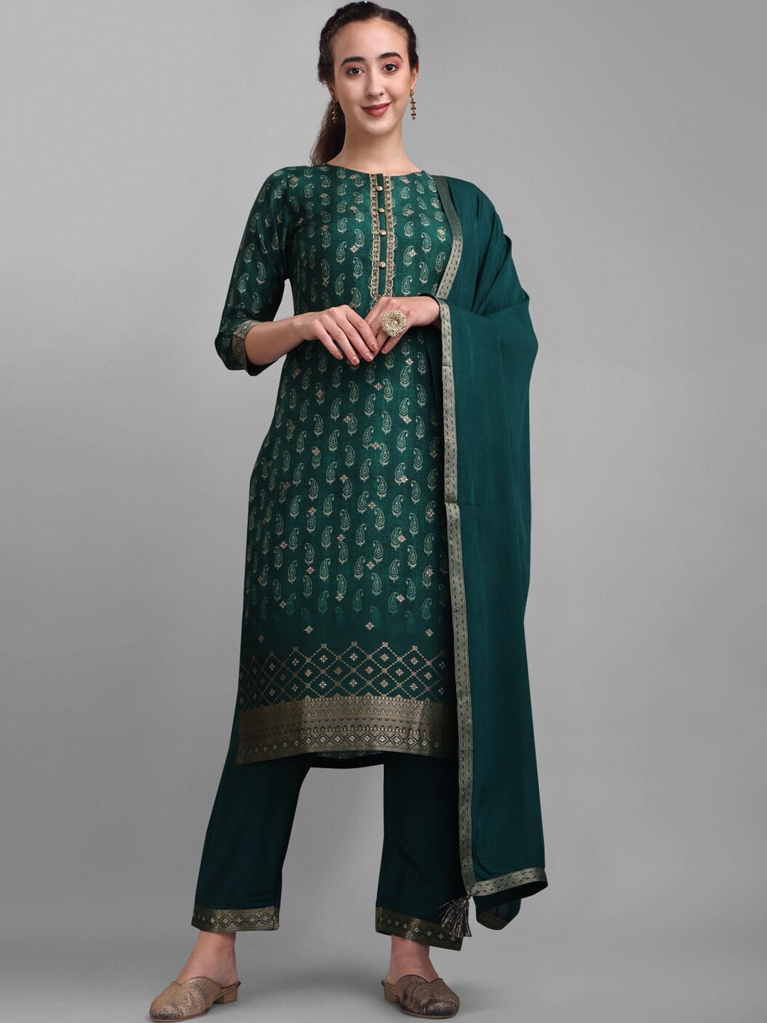 

Seerat Paisley Printed Jacquard Weave Batik Pure Silk Kurta with Trousers & Dupatta, Green