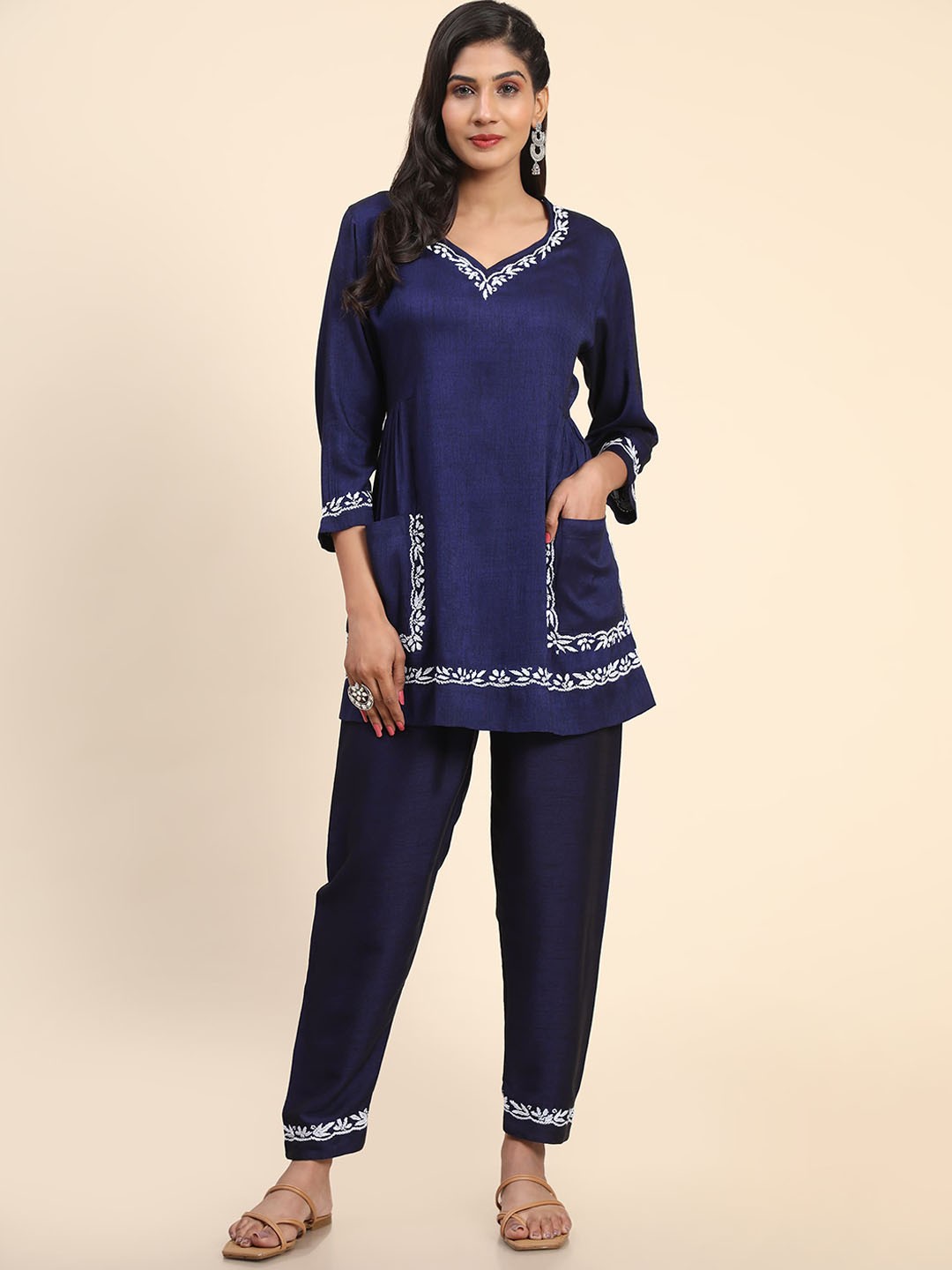 

HOUSE OF KARI Women Navy Blue V-Neck Top & Trousers Co-Ords