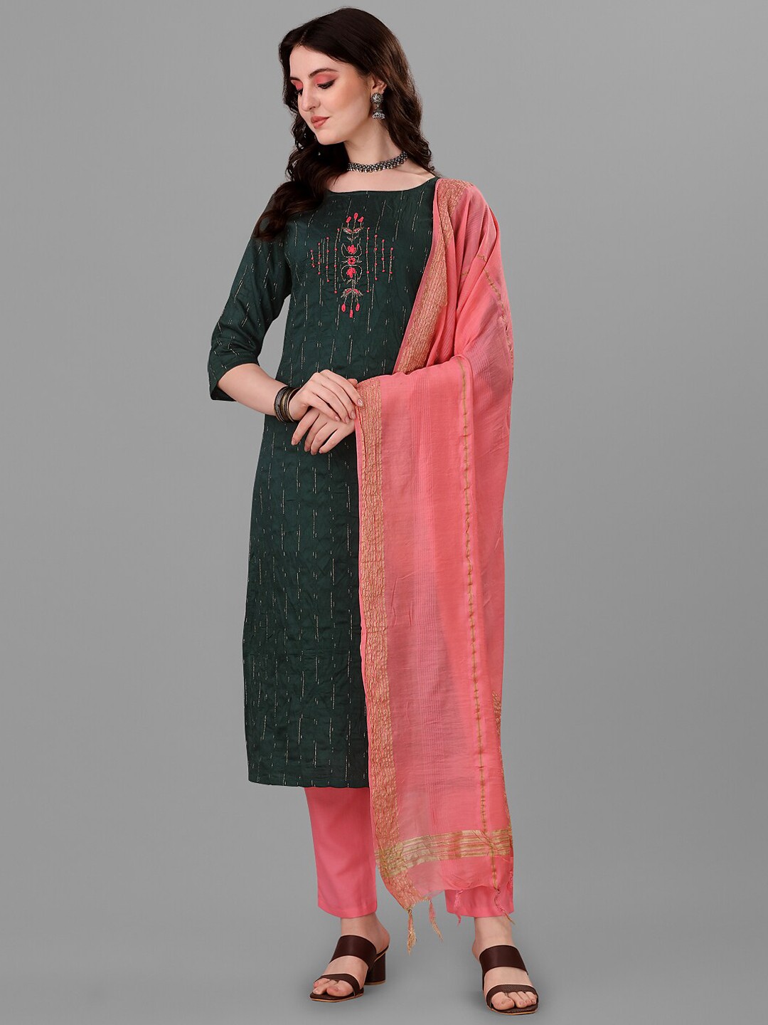 

Angroop Beads and Stones Kurta with Trousers & With Dupatta, Green