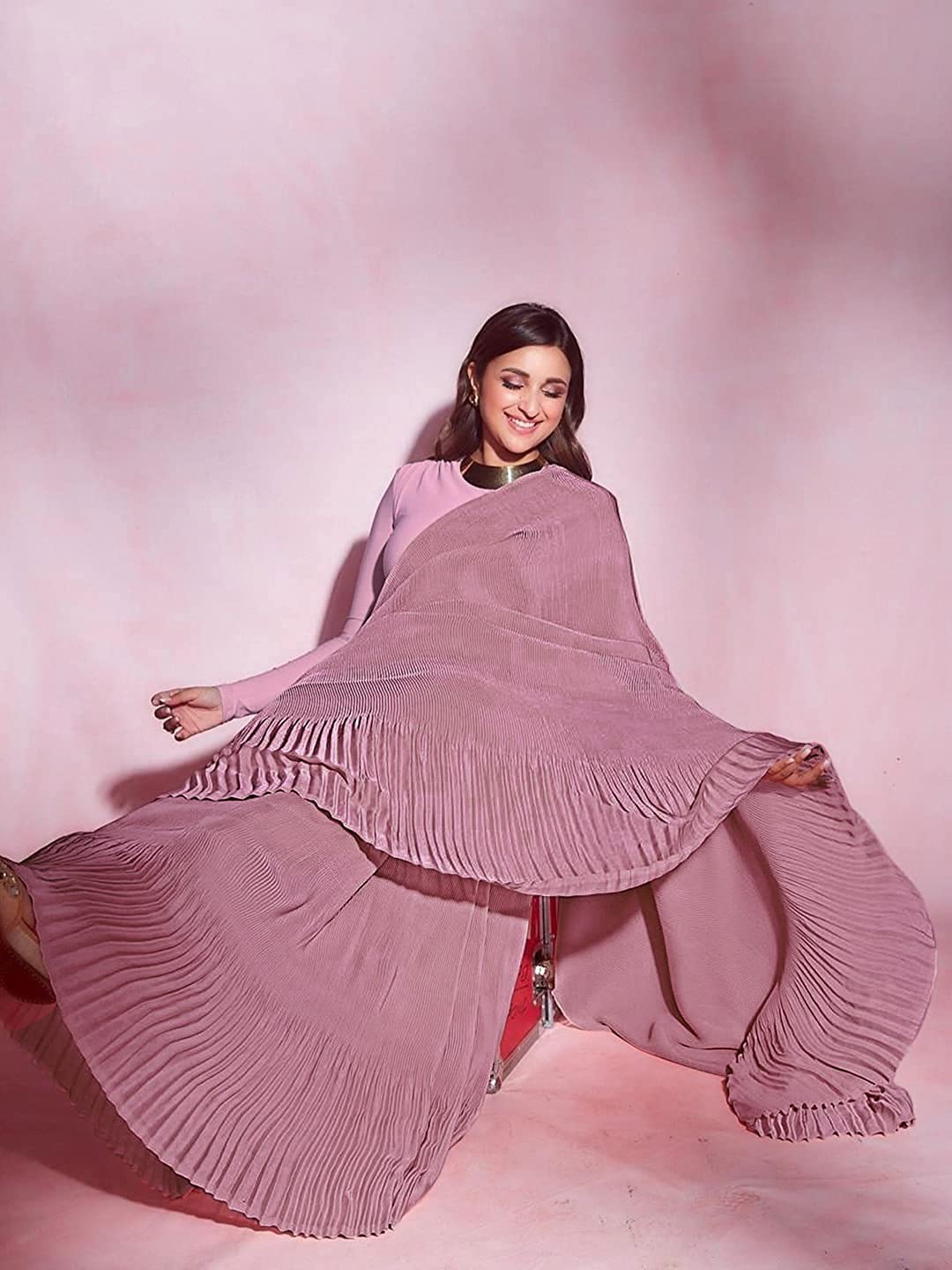 

Trendmalls Pink Pure Georgette Saree