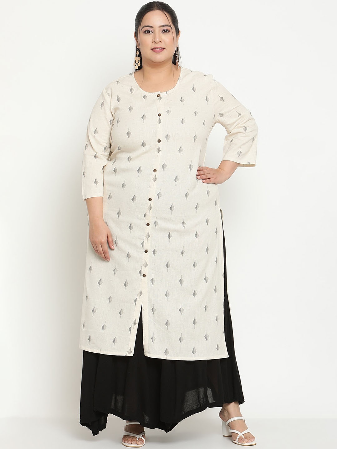 

Sringam Plus Size Ethnic Motifs Embroidered Straight Cotton Kurta, Off white