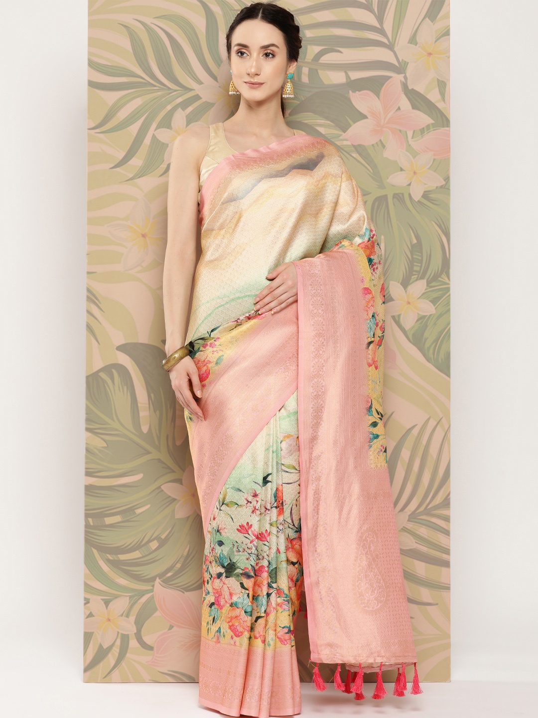 

VASTRANAND Floral Zari Banarasi Saree, Blue