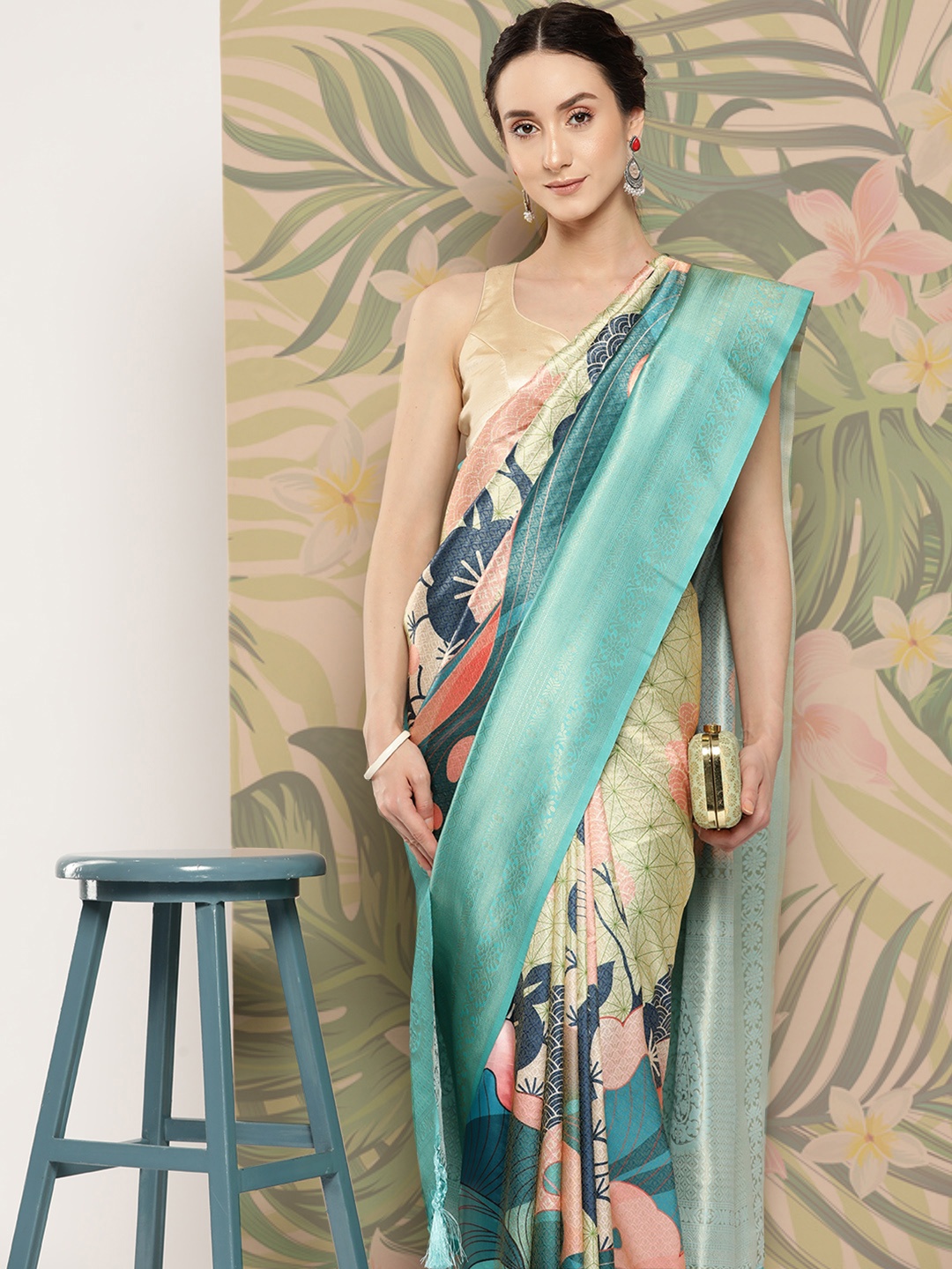 

VASTRANAND Ethnic Motifs Zari Banarasi Saree, Green