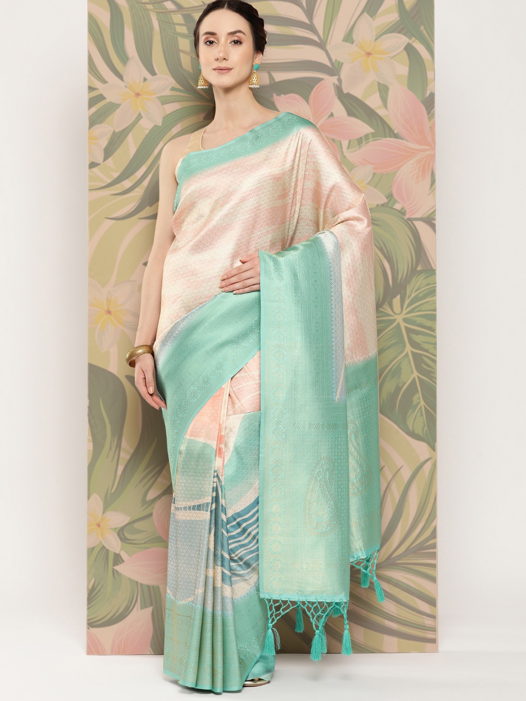 

VASTRANAND Zari Banarasi Saree, Pink