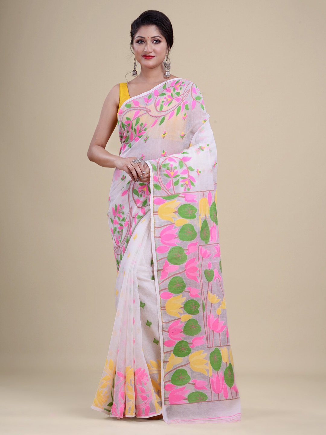 

Laa Calcutta Floral Woven Design Jamdani Saree, White