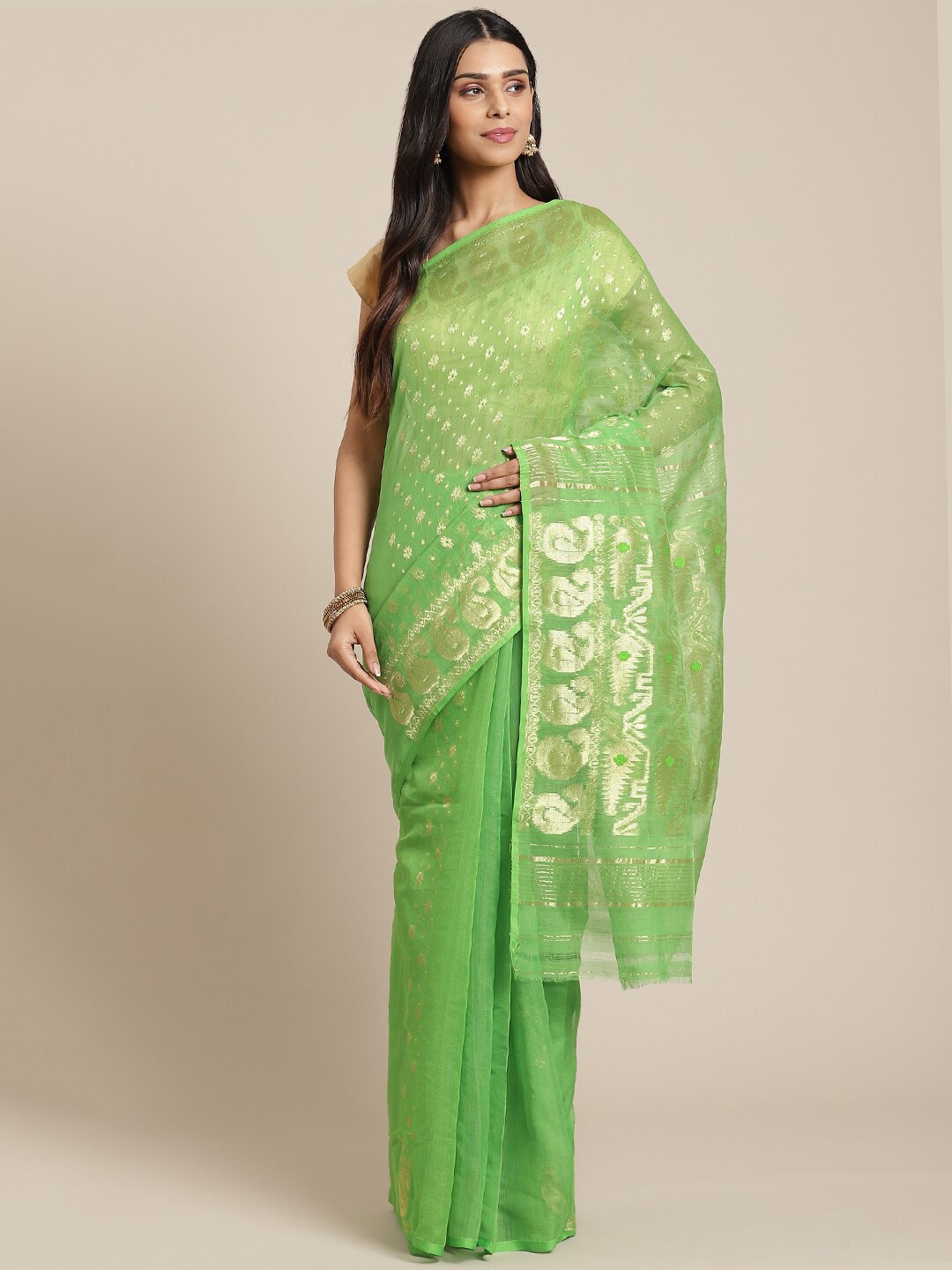 

Laa Calcutta Floral Woven Design Zari Jamdani Saree, Green