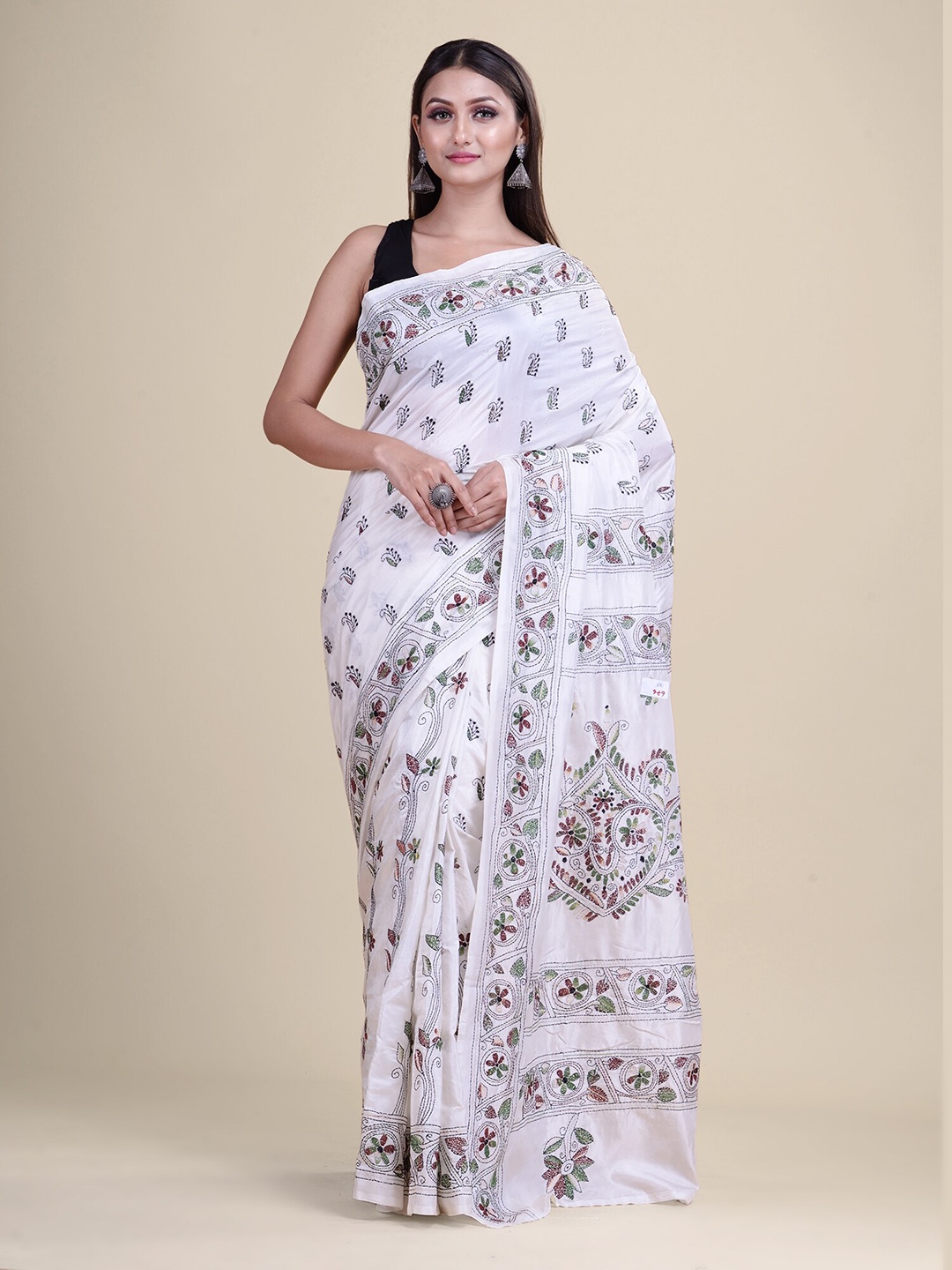 

Laa Calcutta Ethnic Motifs Kantha Work Pure Silk Saree, White