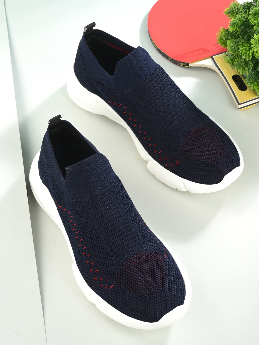 

SPYKAR Men Woven Design Mesh Contrast Sole Slip-On Sneakers, Navy blue