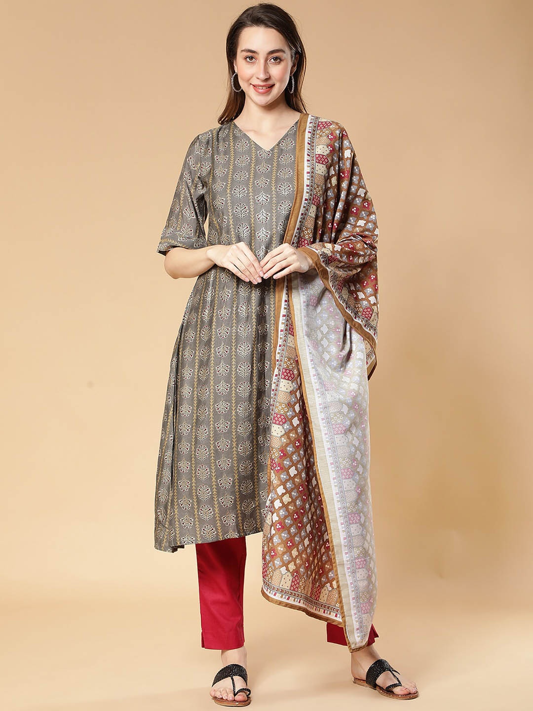 

Fabclub Floral Printed A-Line Kurta with Trousers & Dupatta, Grey