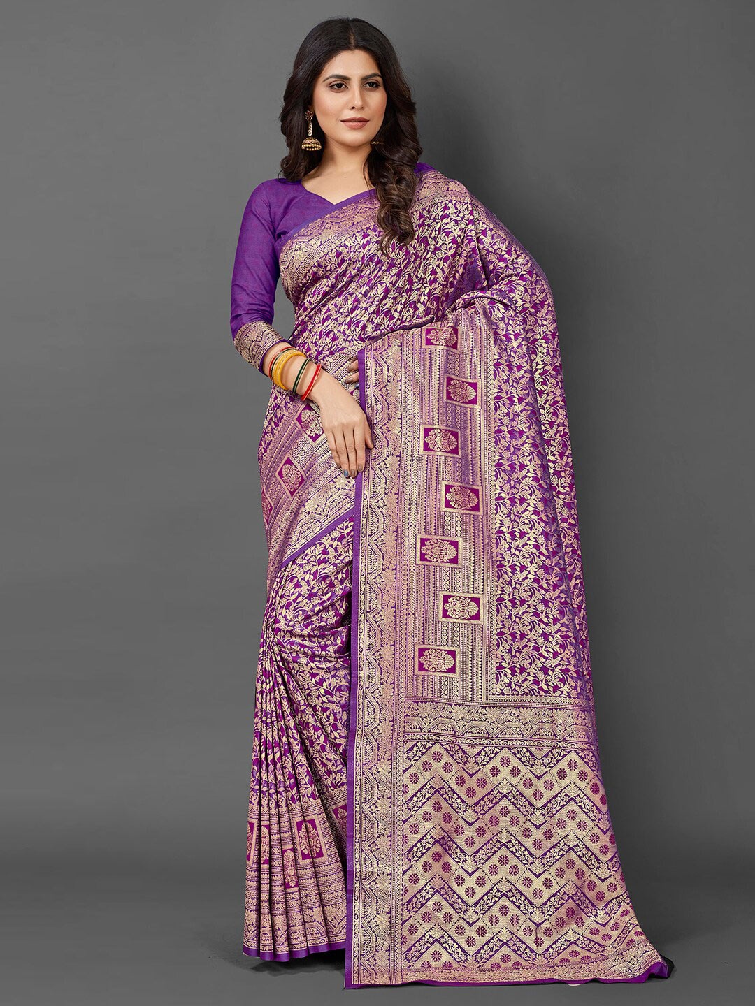 

Mitera Purple & Gold-Toned Woven Design Zari Silk Blend Kanjeevaram Saree